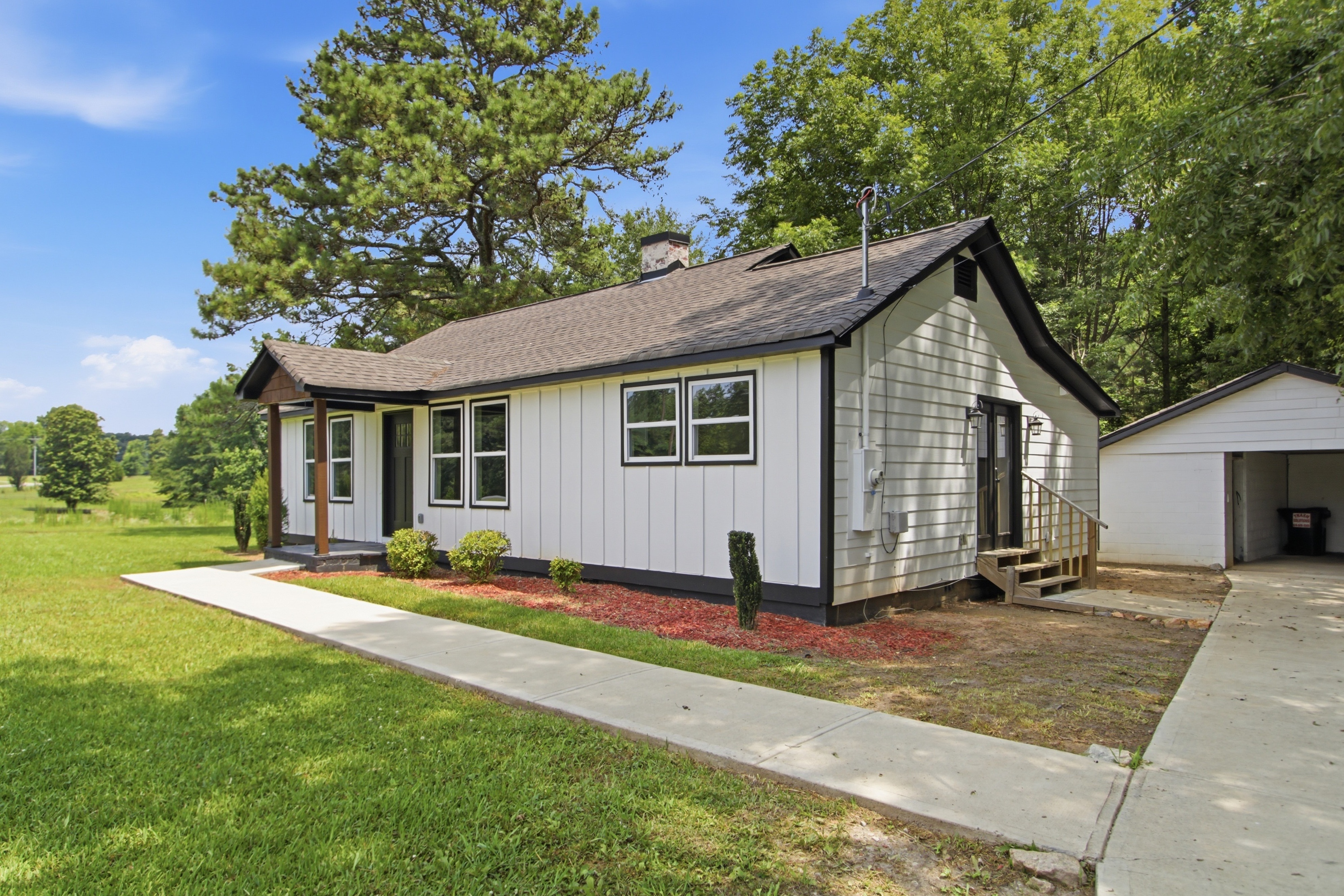 Photo 24 of 29 of 2929 Vinson Mountain Rd, Rockmart, GA