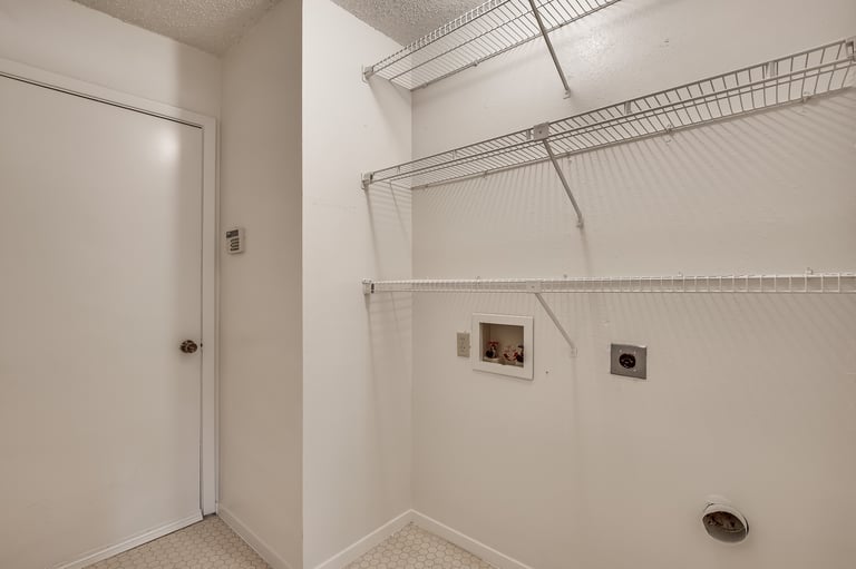 Photo 27 of 29 - 3301 Fairview Dr, Corinth, TX 76210