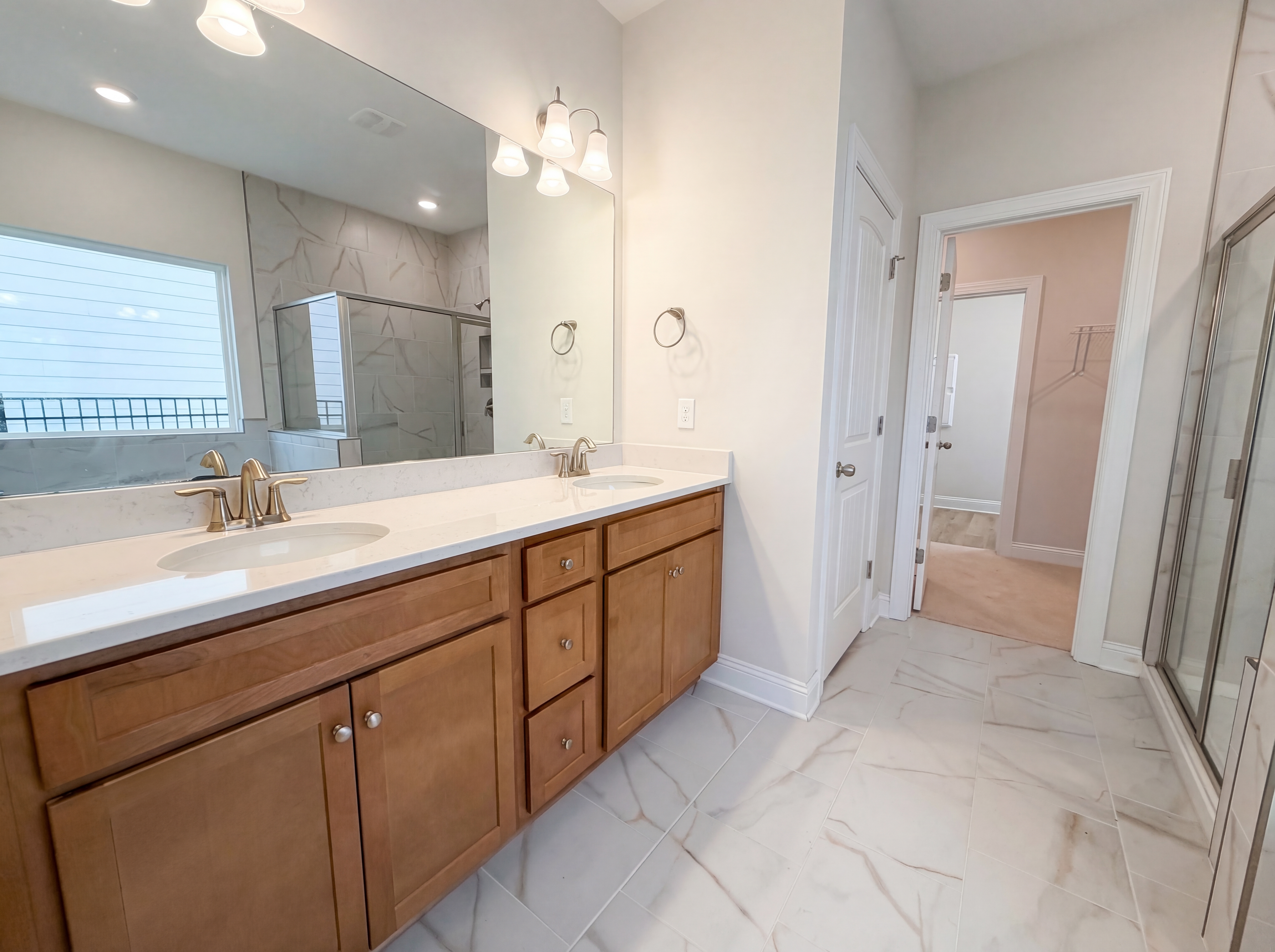 Photo 11 of 27 of 360 Autumn Pond Dr, Blythewood, SC