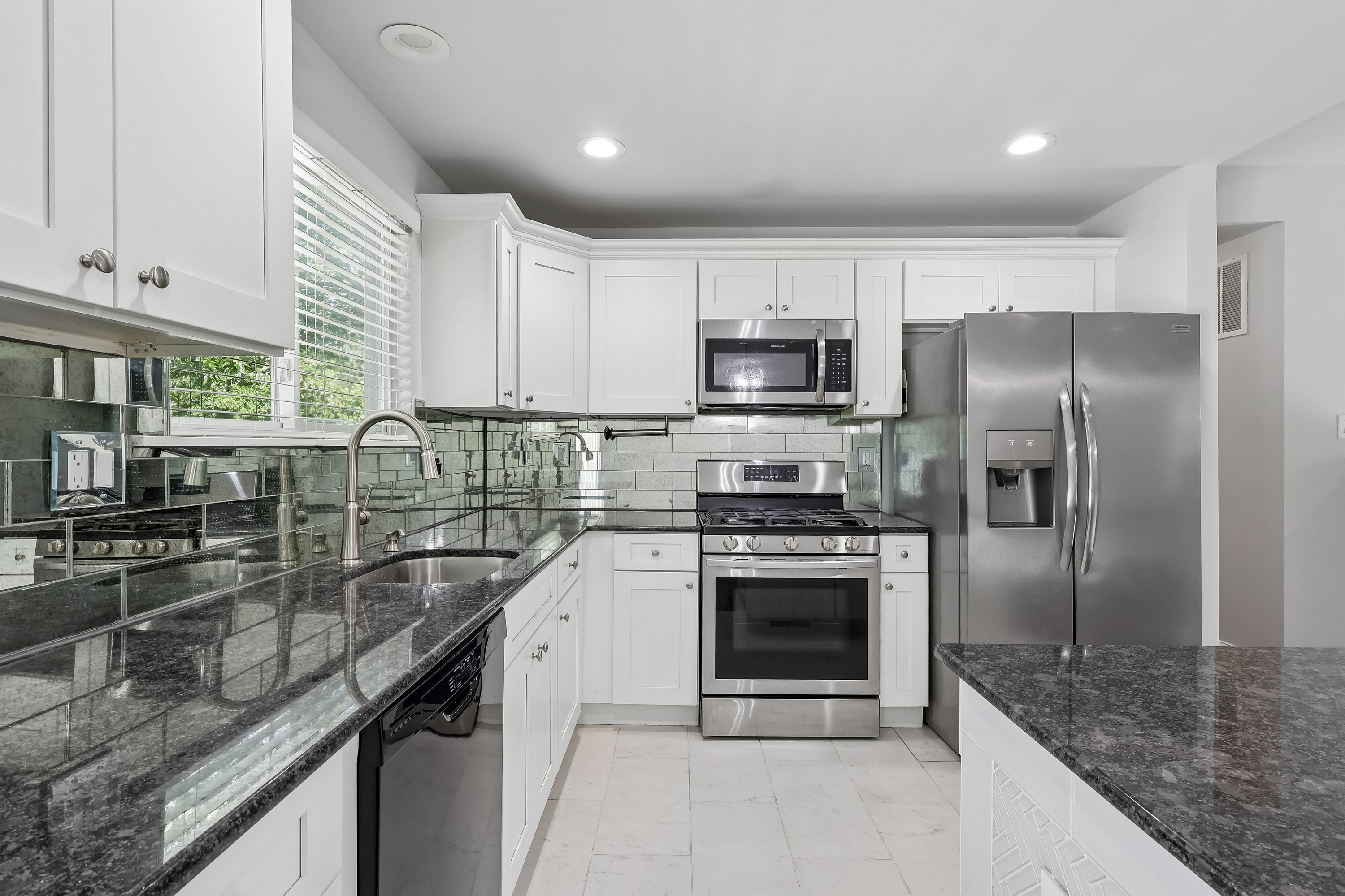 Photo 33 of 41 of 22 Yale Rd, Atco, NJ