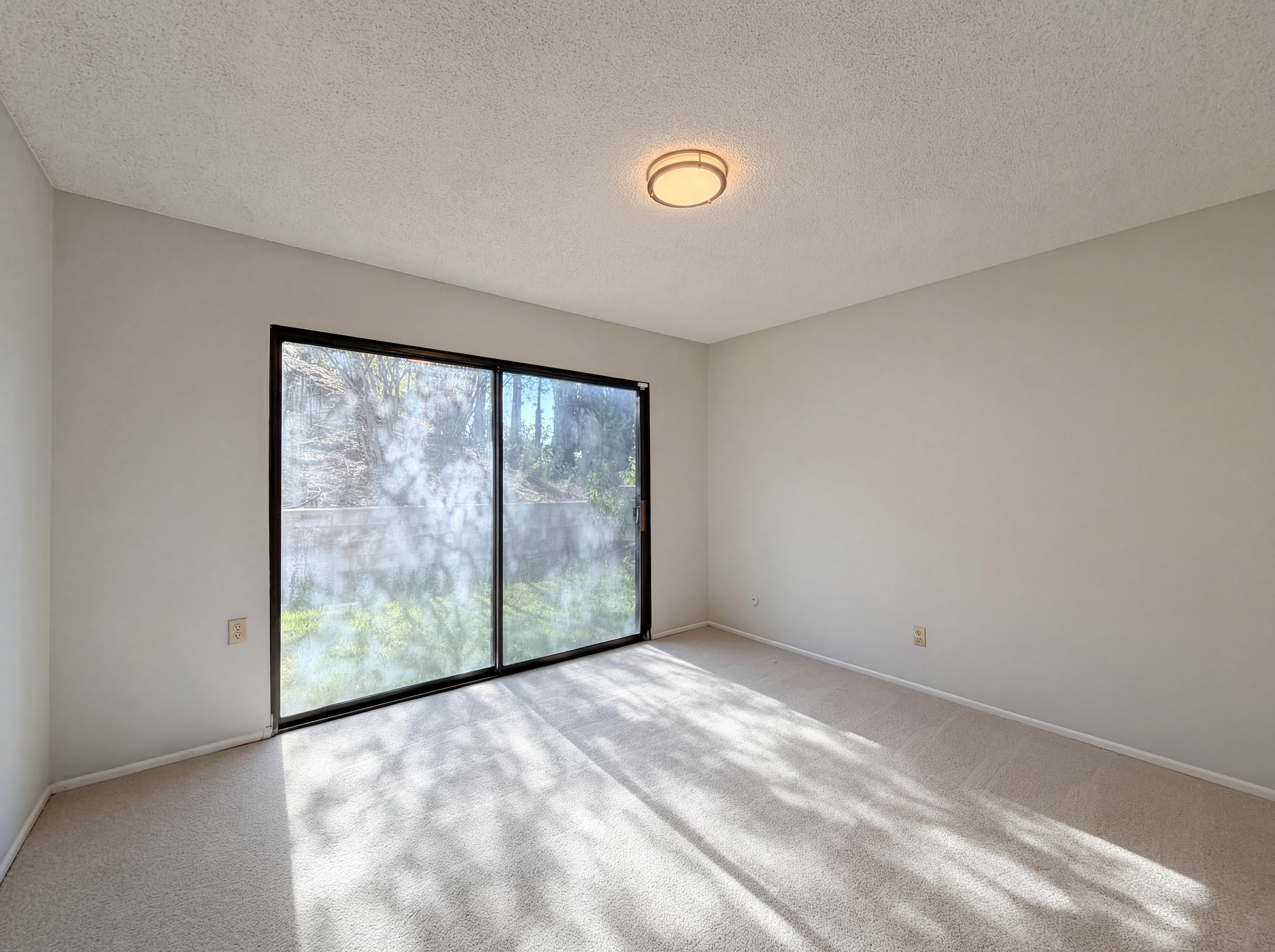 Photo 17 of 21 of 2785 Bonita Dr, Highland, CA