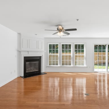 Property photo 3 of 313 Balaban Cir