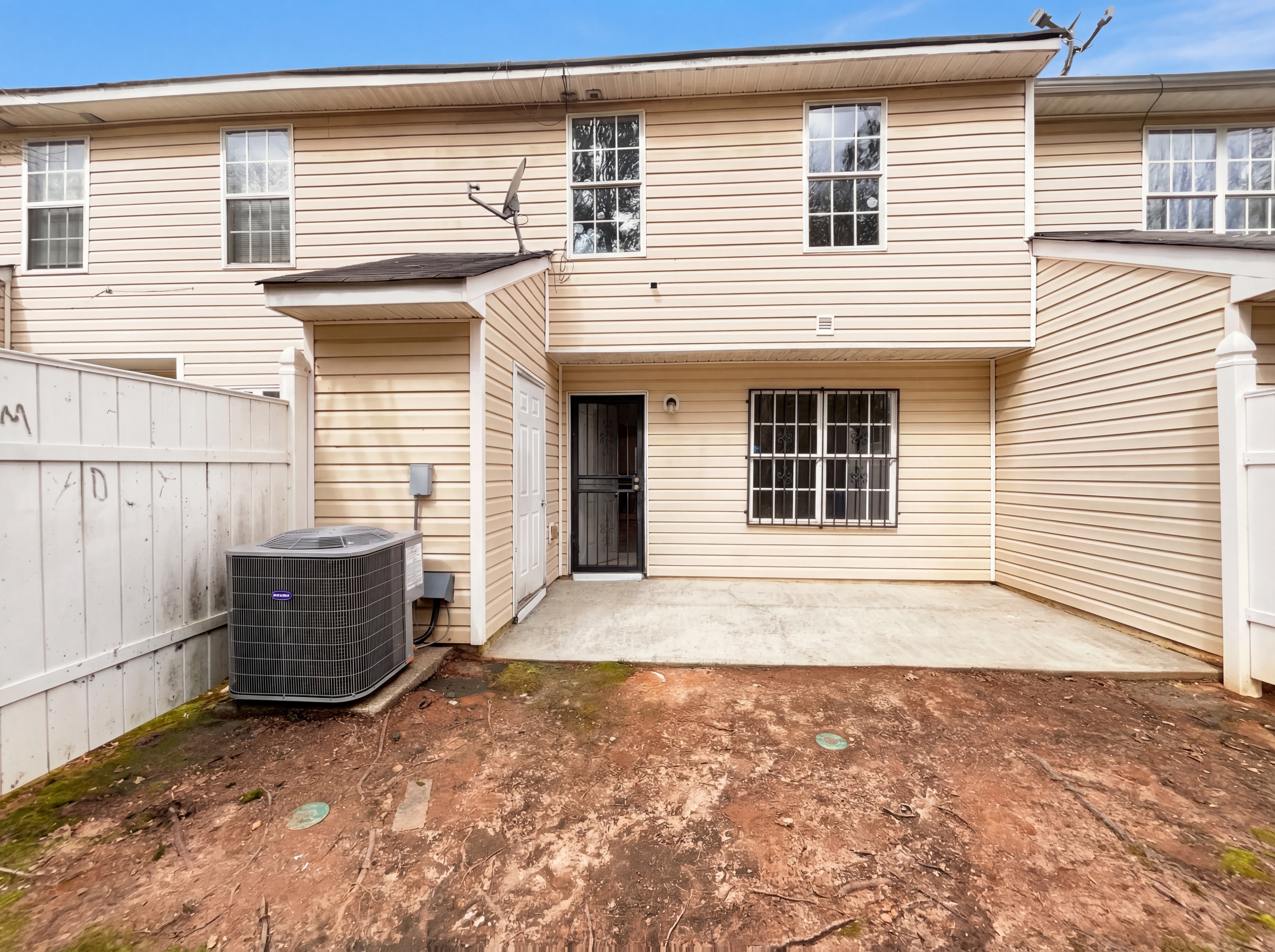 Photo 5 of 18 of 3794 Waldrop Ln, Decatur, GA