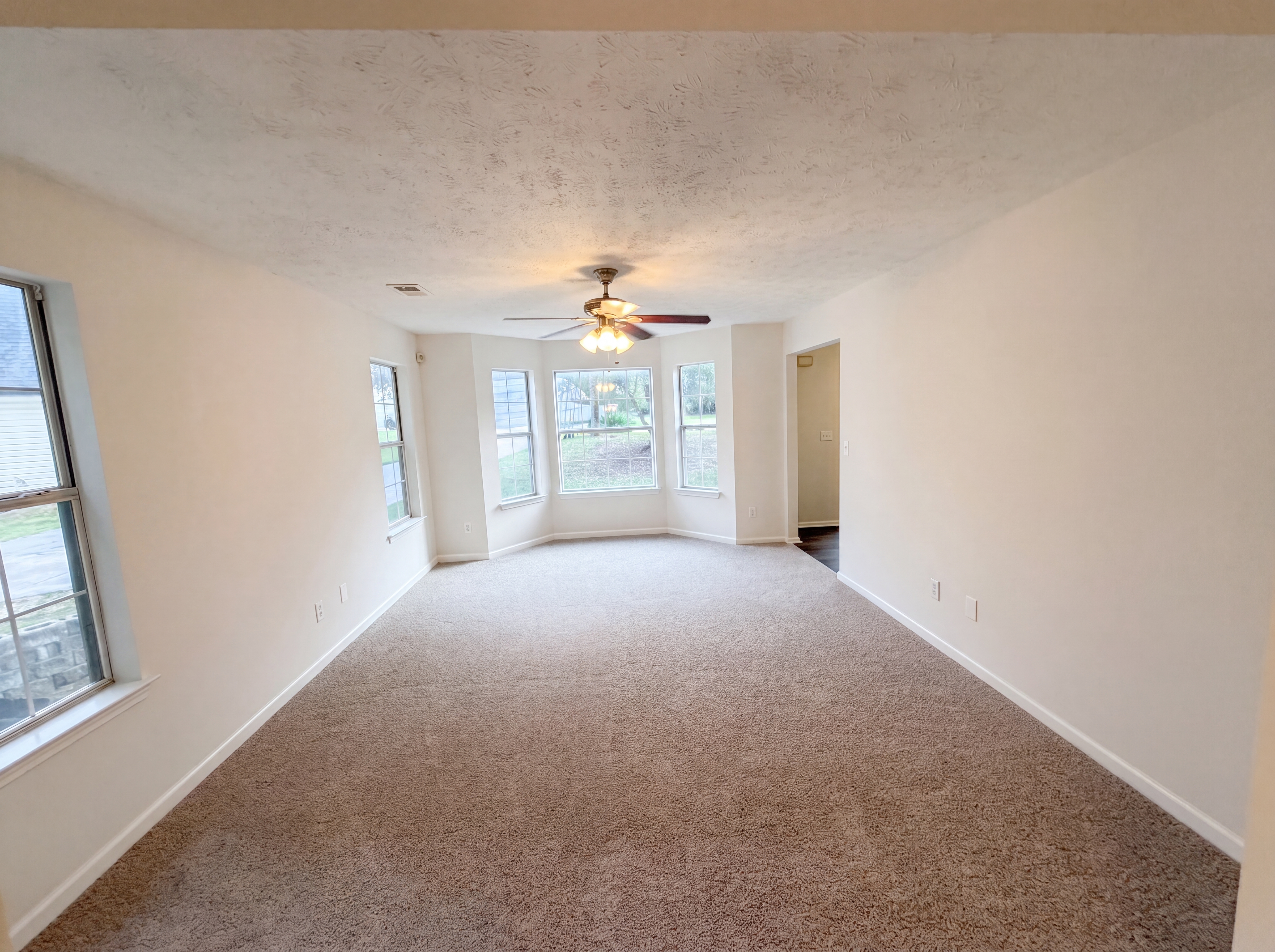 Photo 11 of 50 of 1800 Ivy Stone Ct, Buford, GA