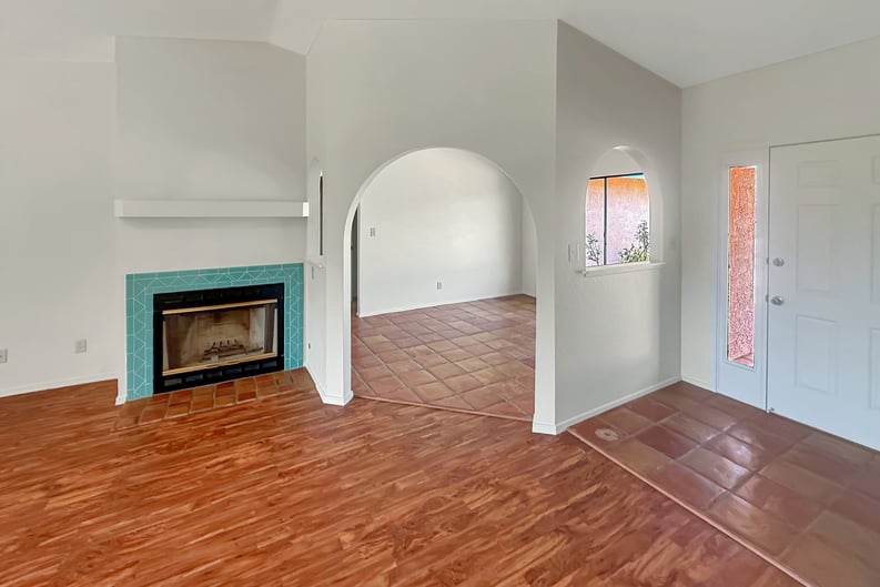 Property photo 3 of 6340 S Calle De La Mango