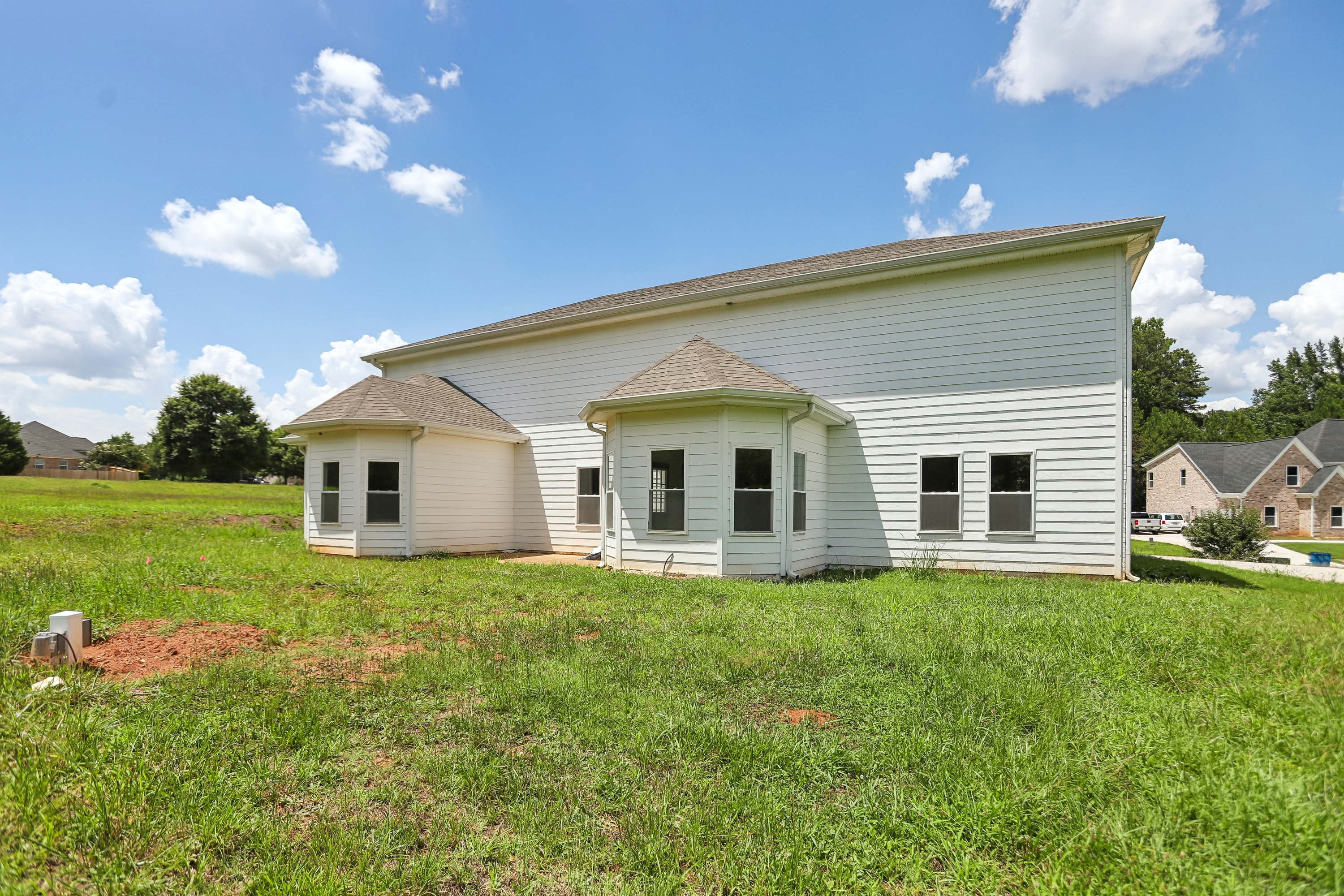 Photo 6 of 41 of 35 Fourwood Dr, Covington, GA