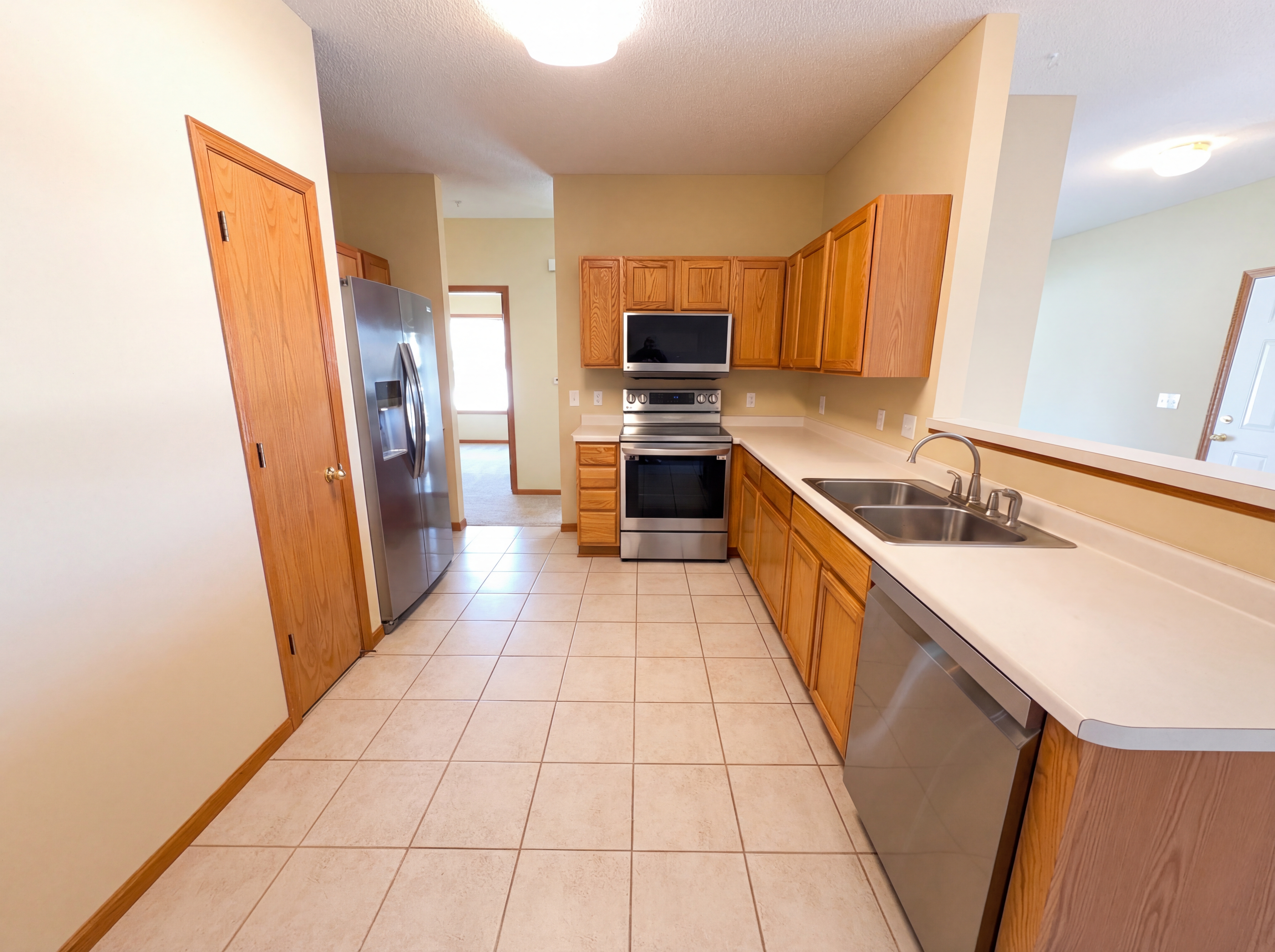 Photo 8 of 18 of 1220 Bergmann Dr, Stillwater, MN