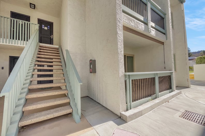 Property photo 1 of 4712 Park Granada Unit 183