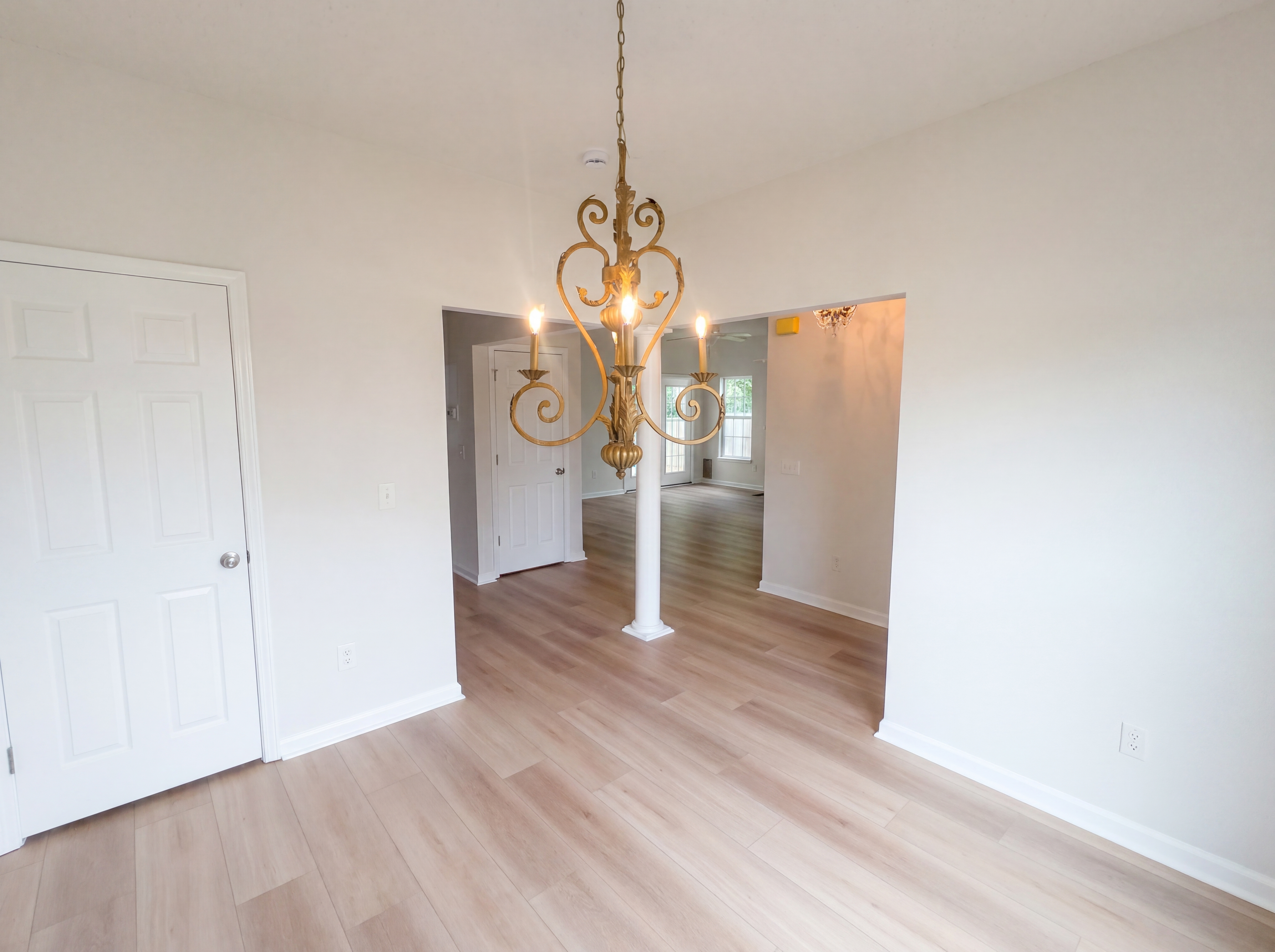 Photo 7 of 17 of 2855 Mossy Meadow Dr, High Point, NC