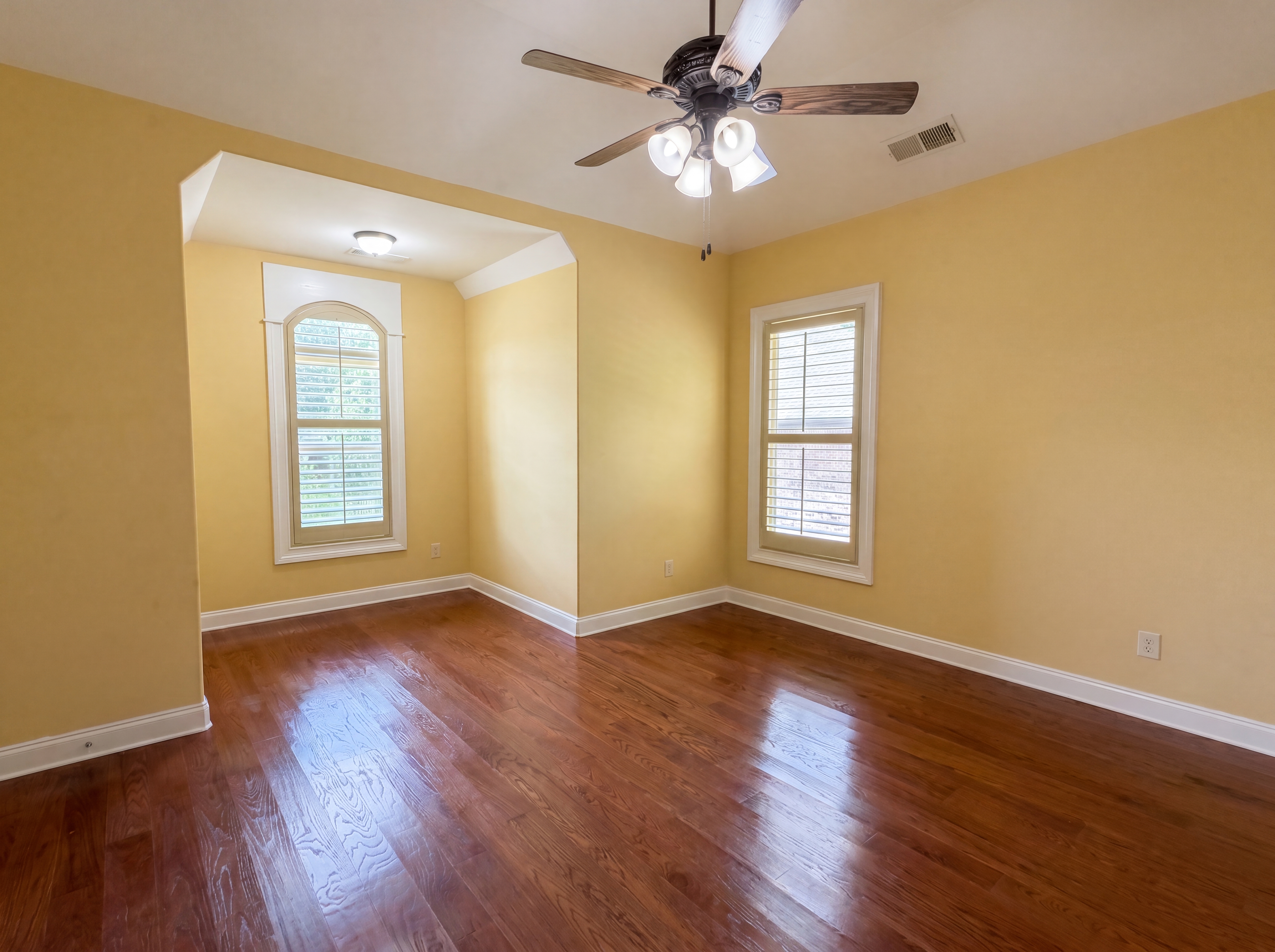 Photo 17 of 41 of 332 Warwick Pl, McDonough, GA