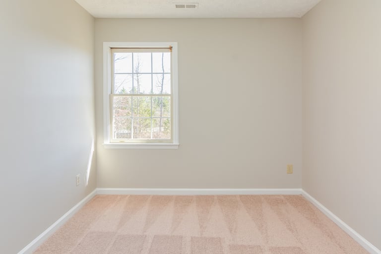 Photo 15 of 24 - 3728 Phillips Way E, Durham, NC 27713
