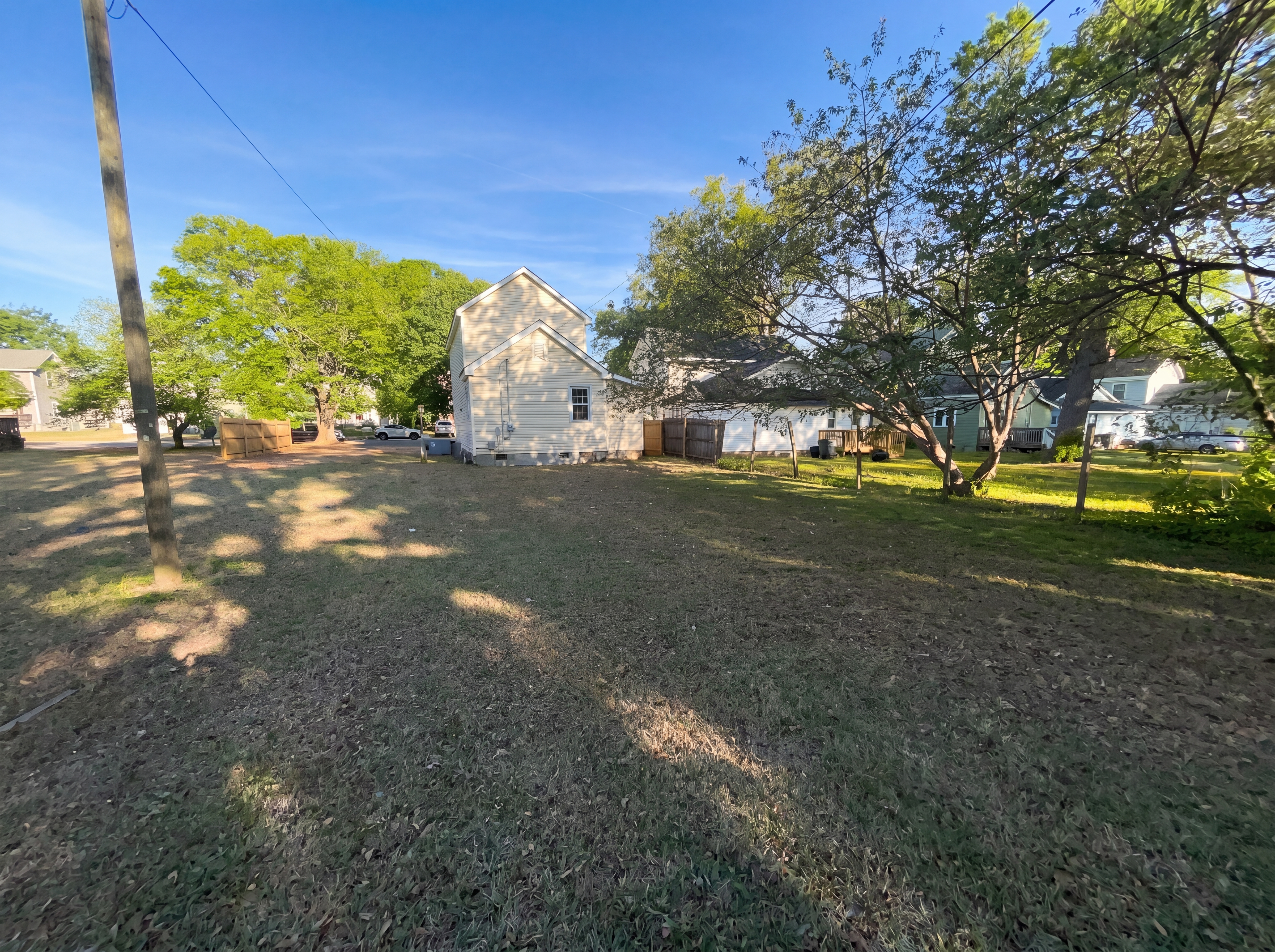 Photo 16 of 18 of 410 Madison St, Roanoke Rapids, NC