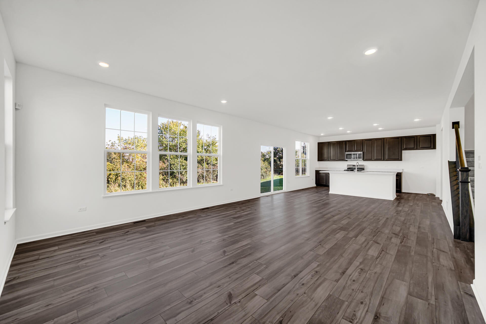 Photo 3 of 41 of 11453 Clyde Dr, Crown Point, IN