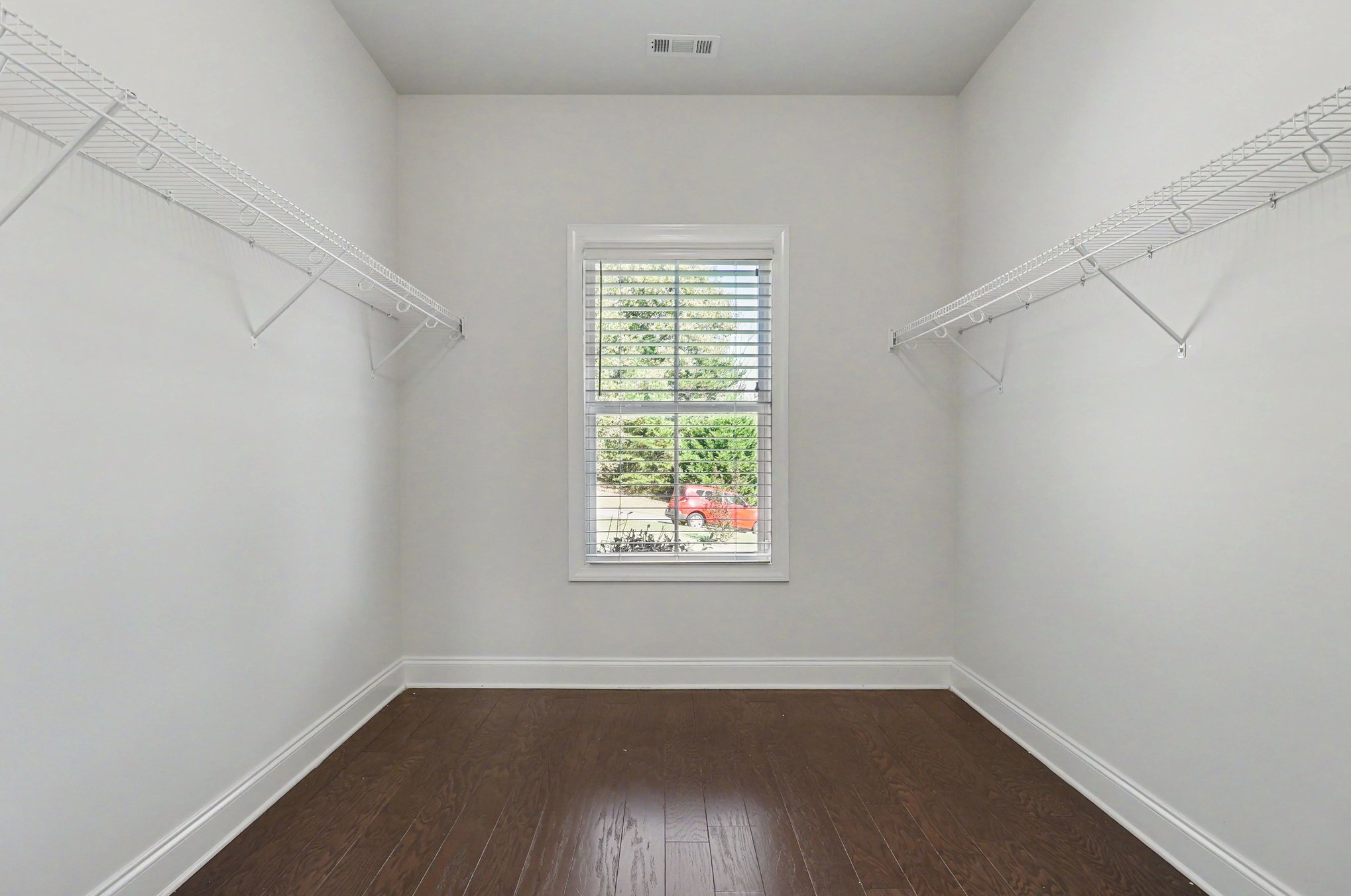 Photo 9 of 19 of 99 Glen Oaks Dr, Dawsonville, GA