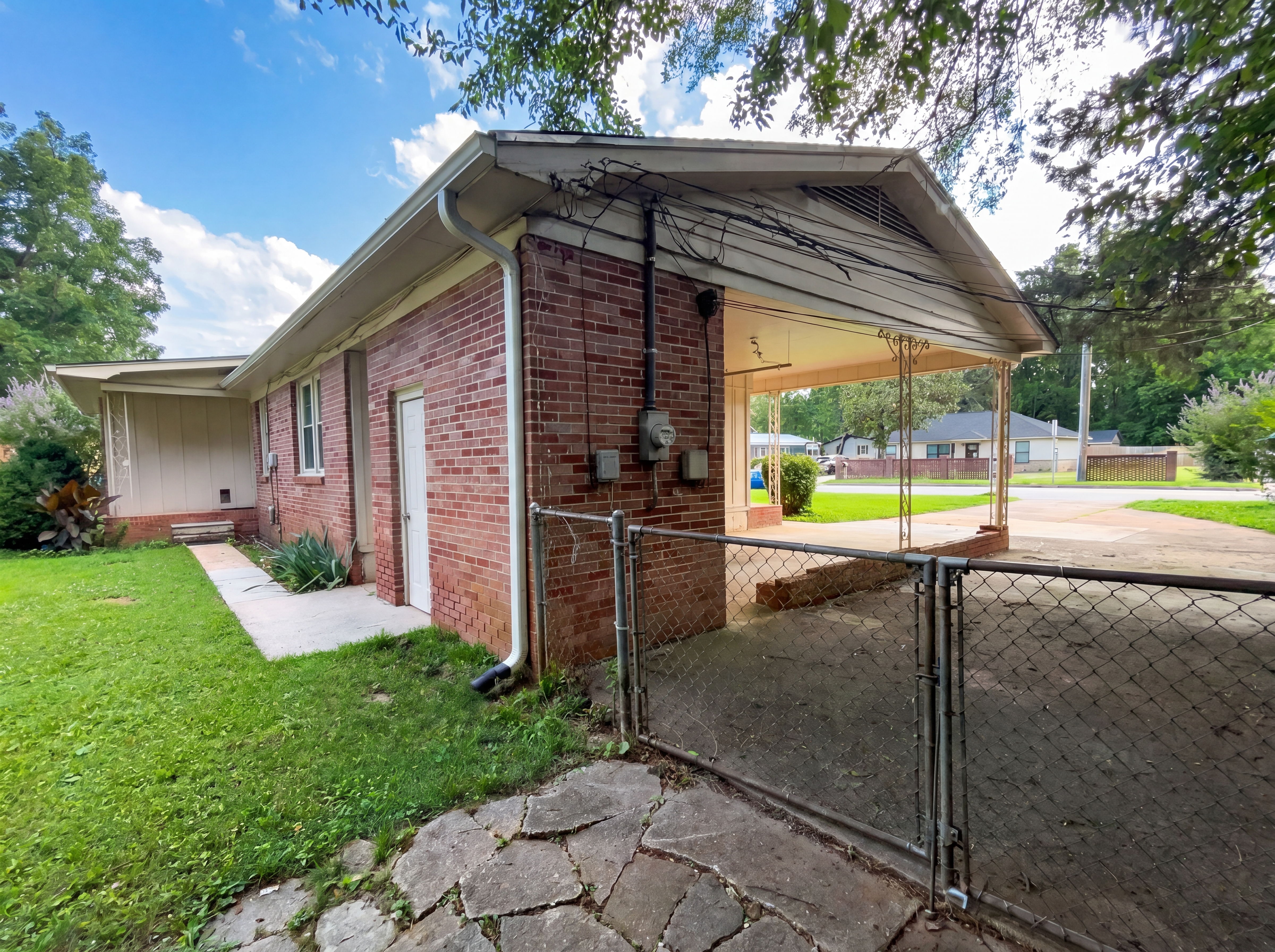 Photo 17 of 22 of 1808 Dailey Ter NW, Huntsville, AL