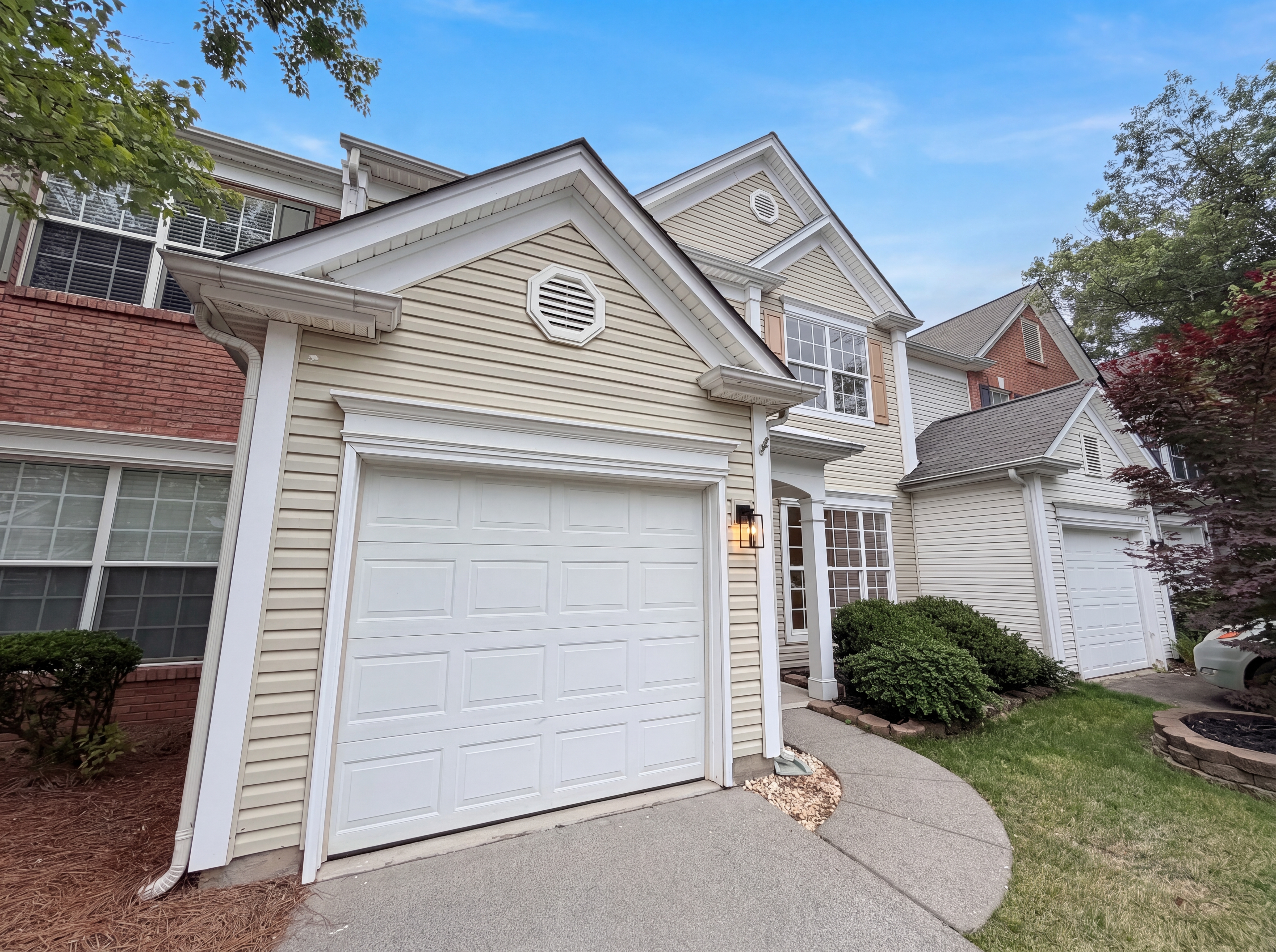 Photo 16 of 19 of 11747 Huxley Rd, Charlotte, NC