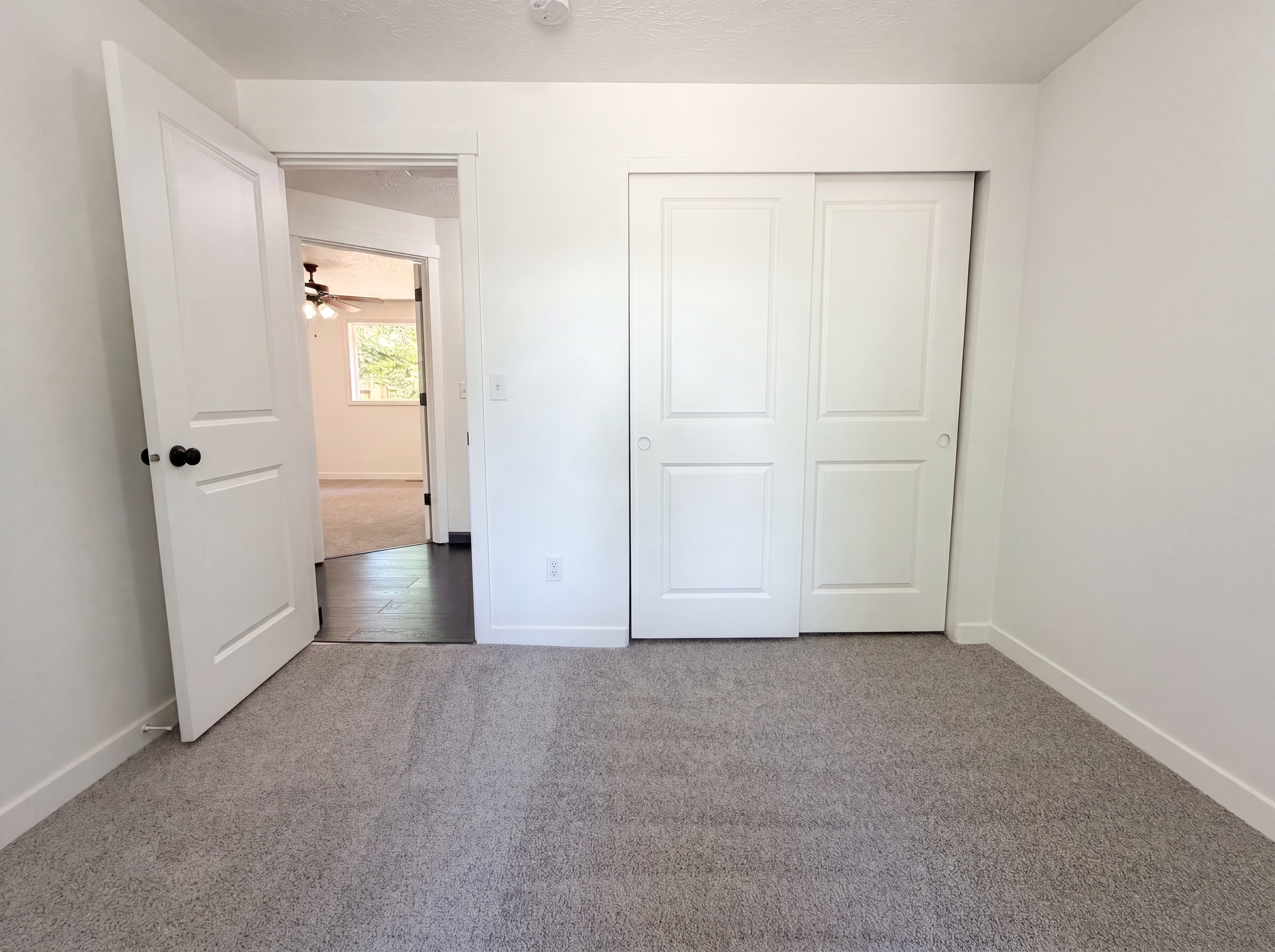 Photo 12 of 17 of 37685 Sandy Heights St, Sandy, OR