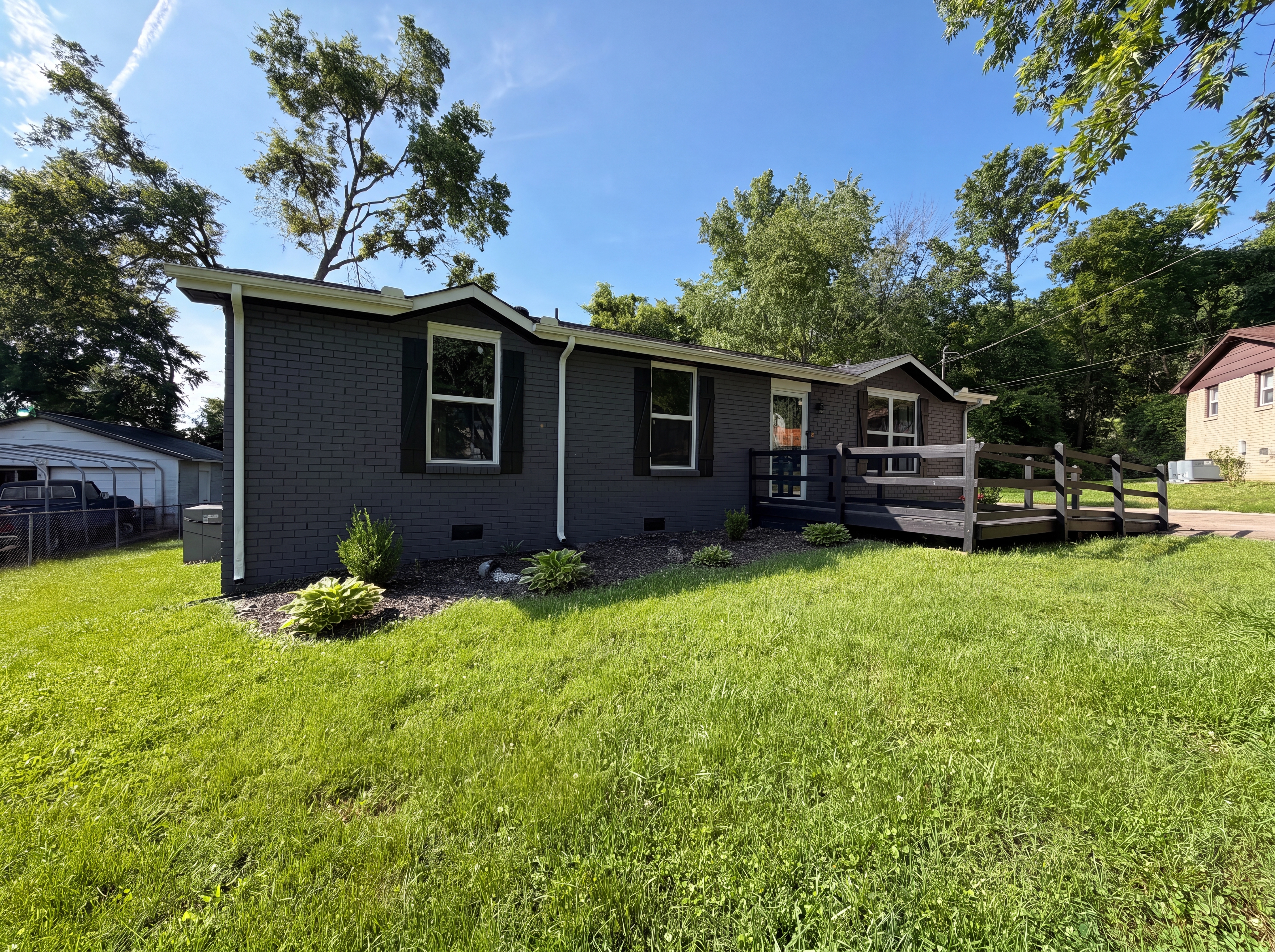 Photo 16 of 17 of 4116 Buenaview Ct, Nashville, TN