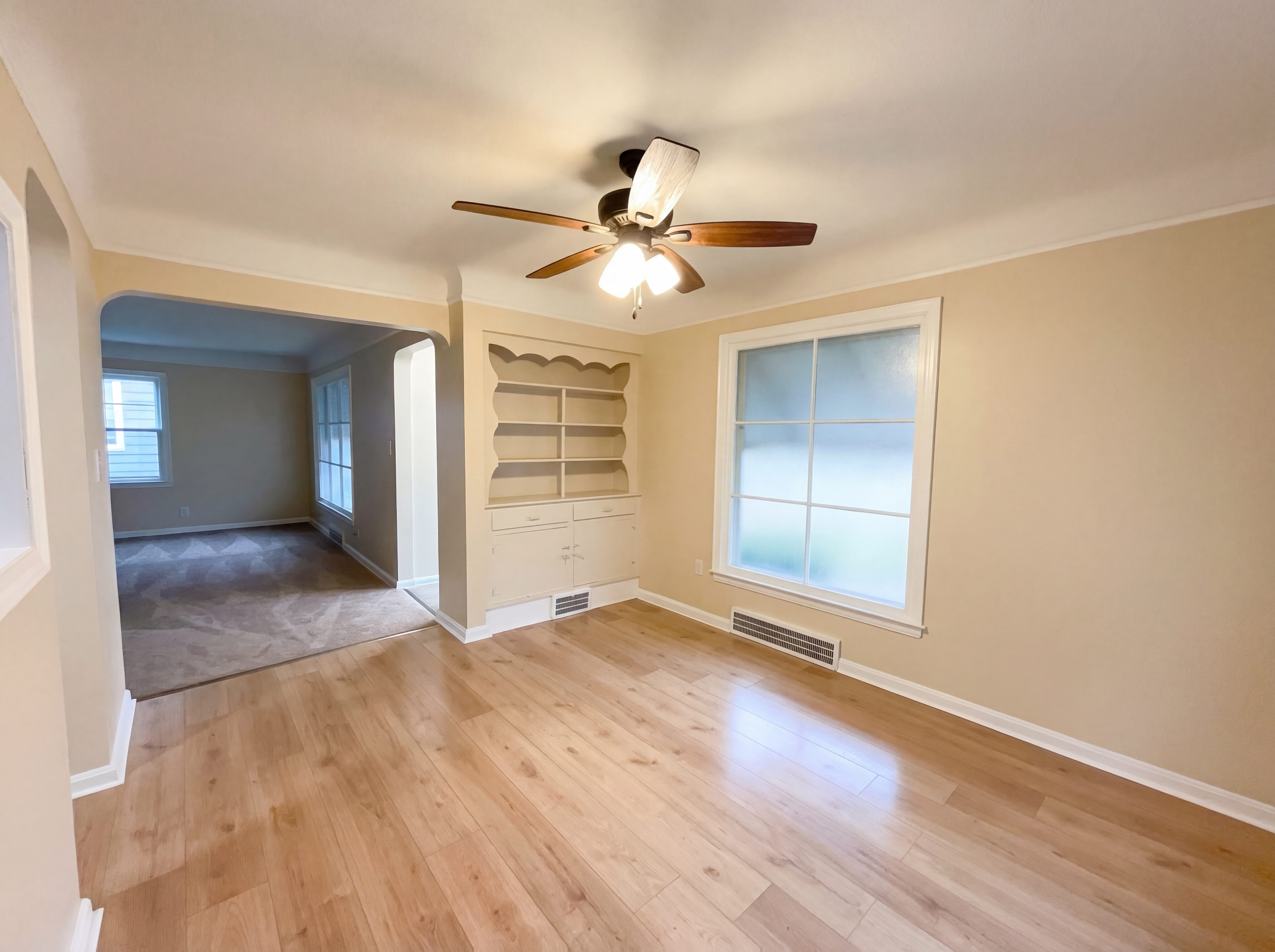 Photo 10 of 23 of 20511 Balfour Rd, Warrensville Heights, OH