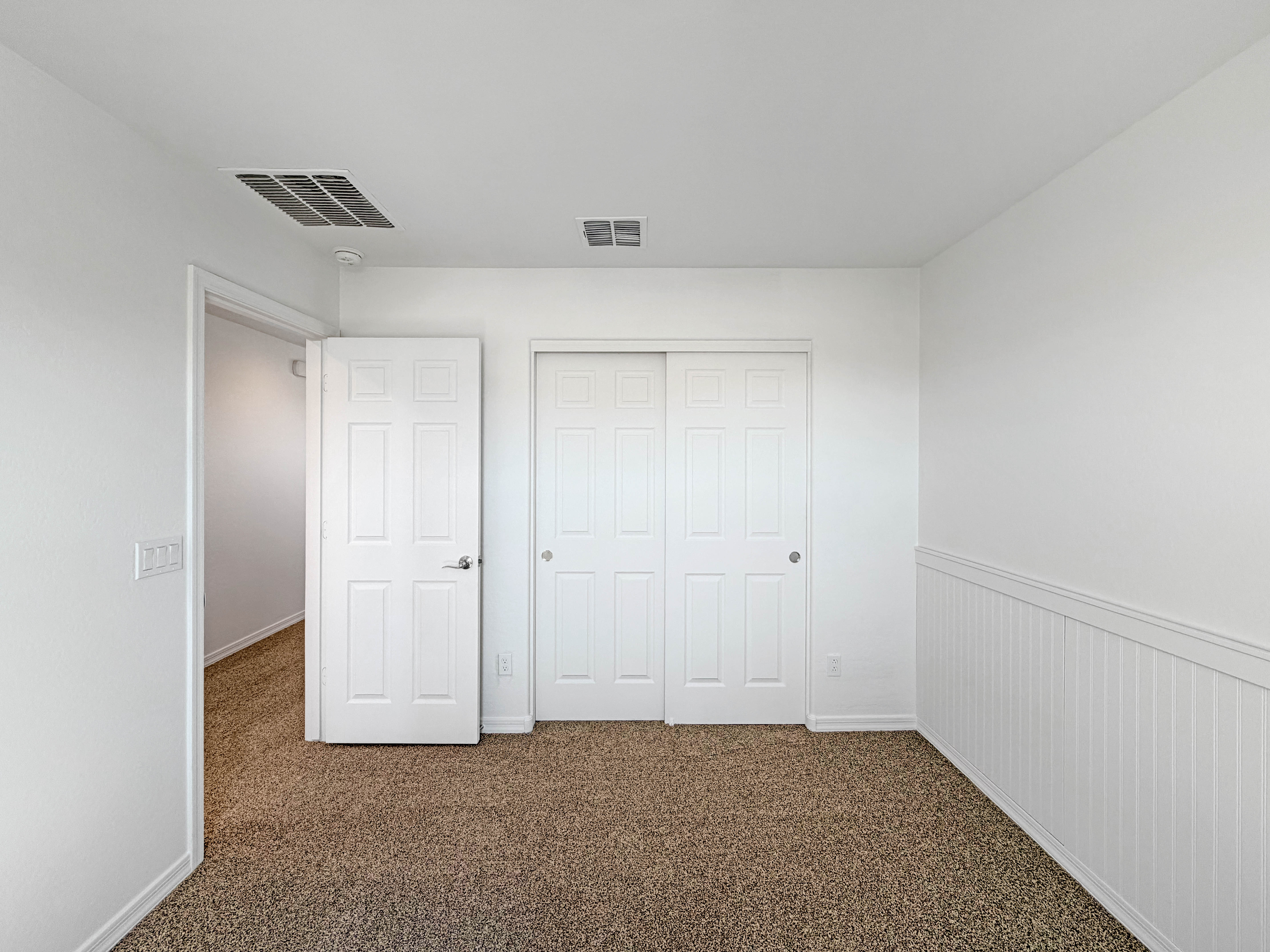 Photo 4 of 24 of 3215 W Pollack St, Phoenix, AZ