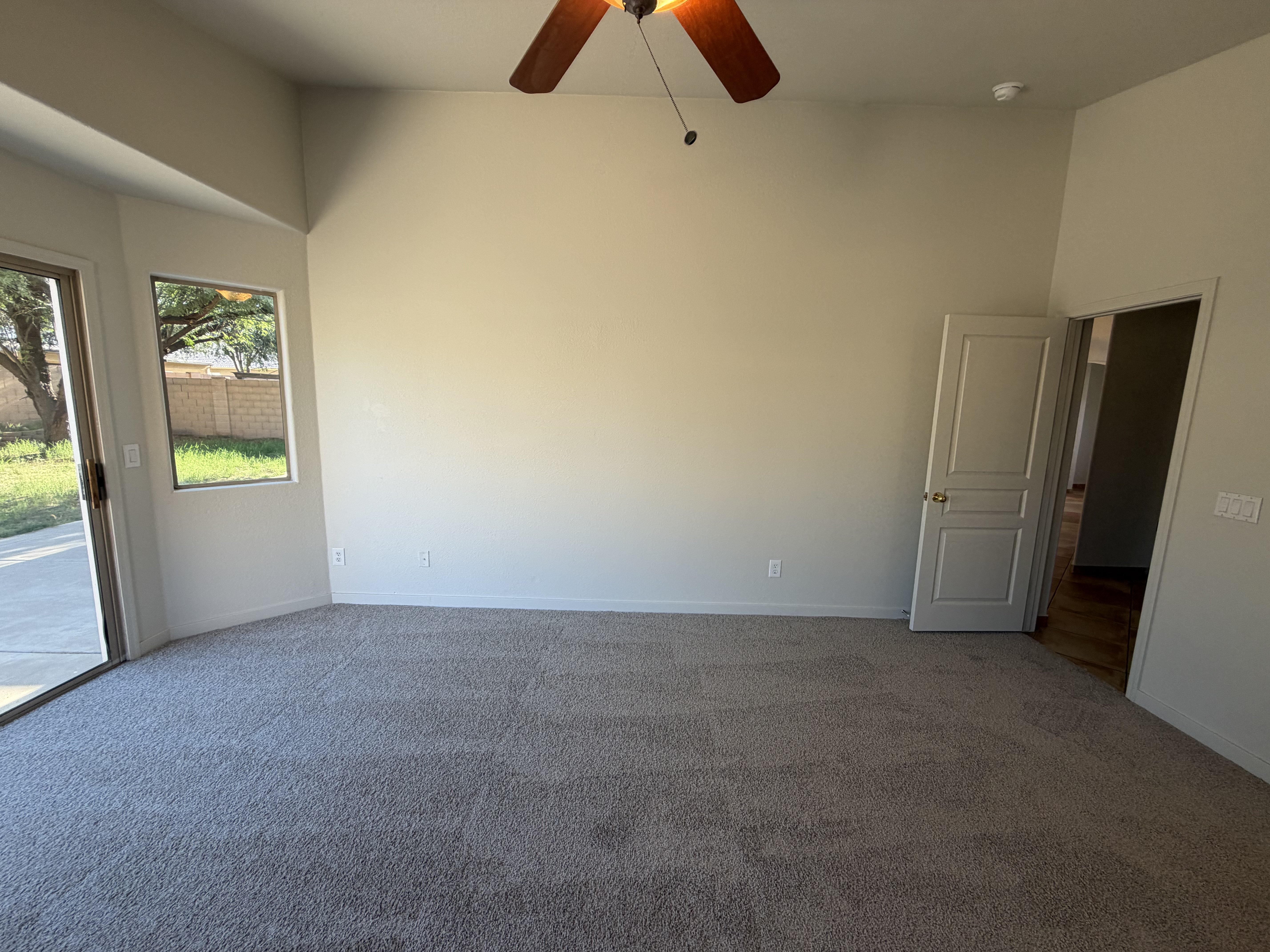 Photo 8 of 26 of 5166 W Bryce Ln, Glendale, AZ