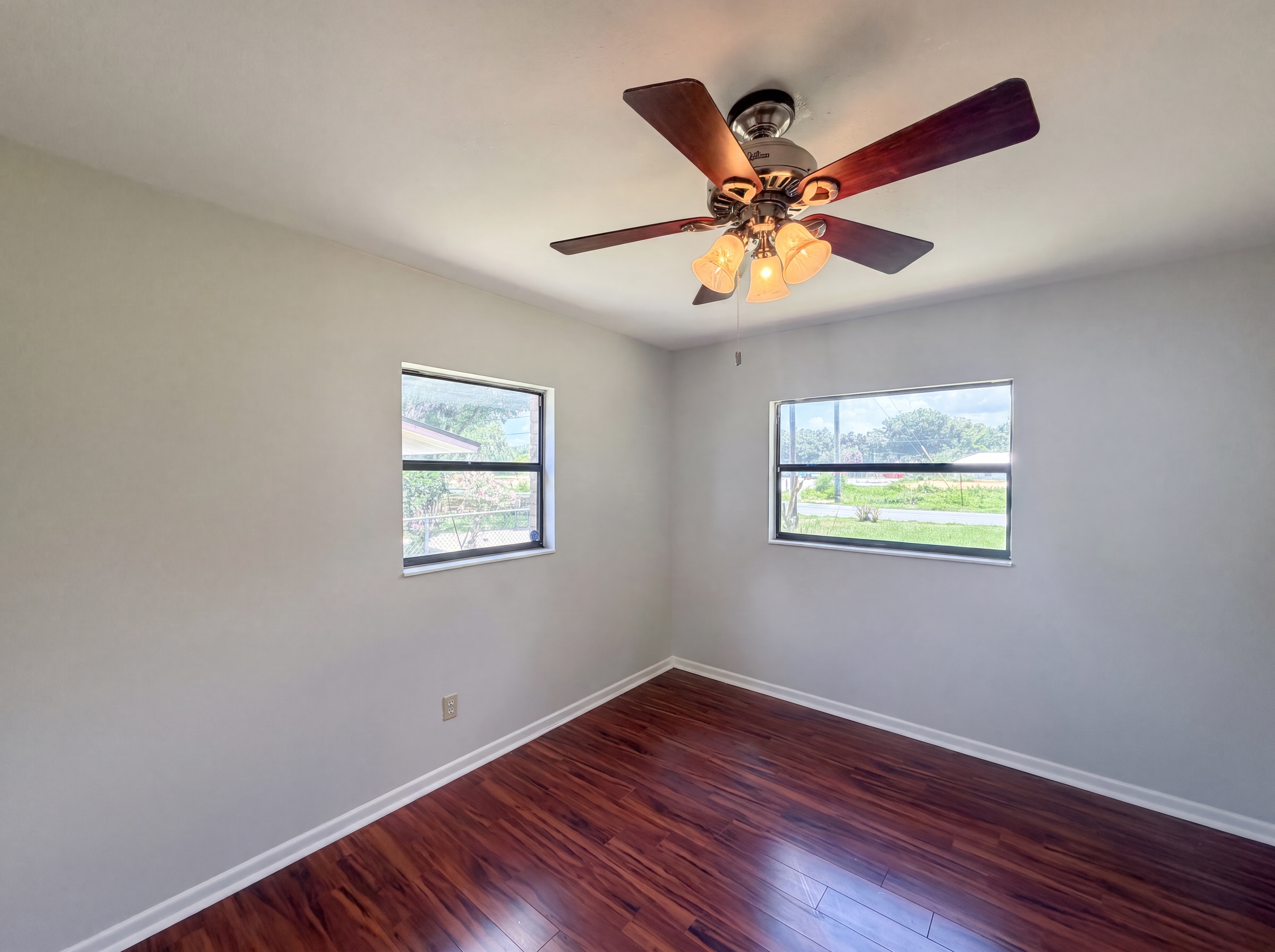 Photo 11 of 17 of 3129 Avenue W NW, Winter Haven, FL