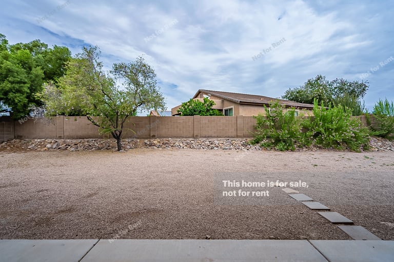 Photo 16 of 17 - 12524 N Stone Ring Dr, Marana, AZ 85653
