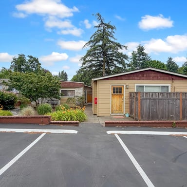 Property photo 1 of 122 SE 73rd Ave