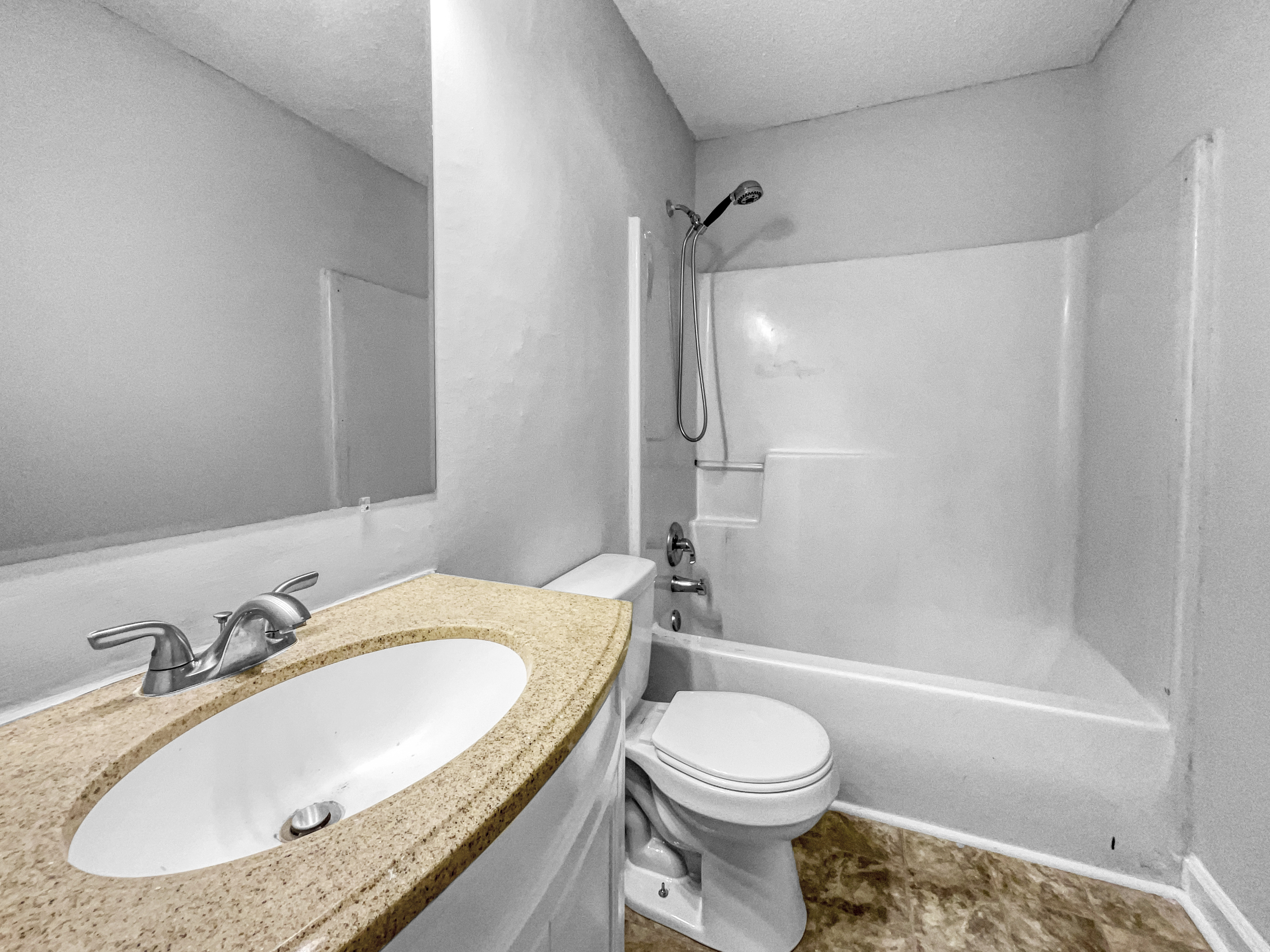 Photo 18 of 23 of 1216 Briarwood Dr, Mebane, NC