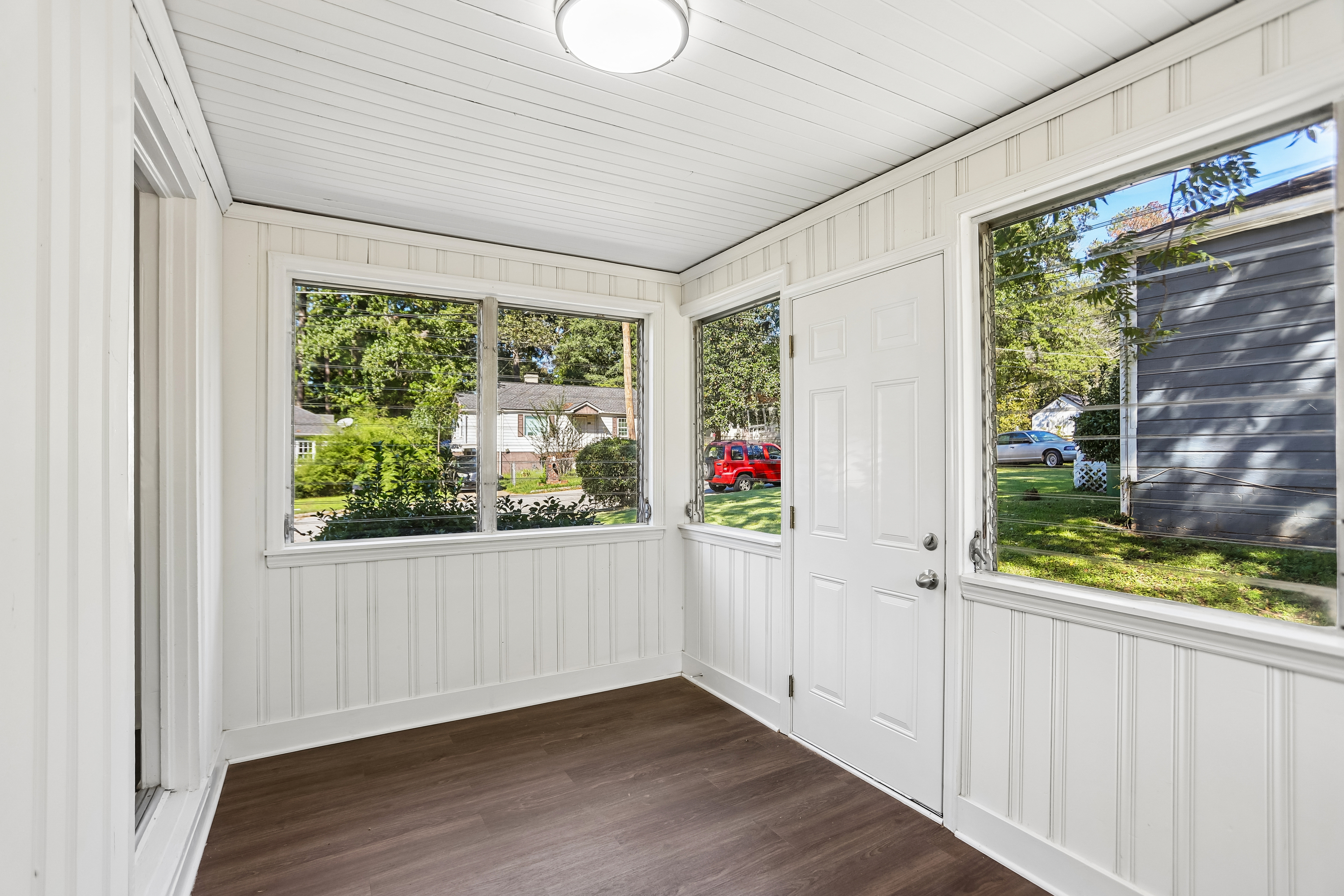 Photo 40 of 53 of 1330 Lynford Dr SW, Atlanta, GA