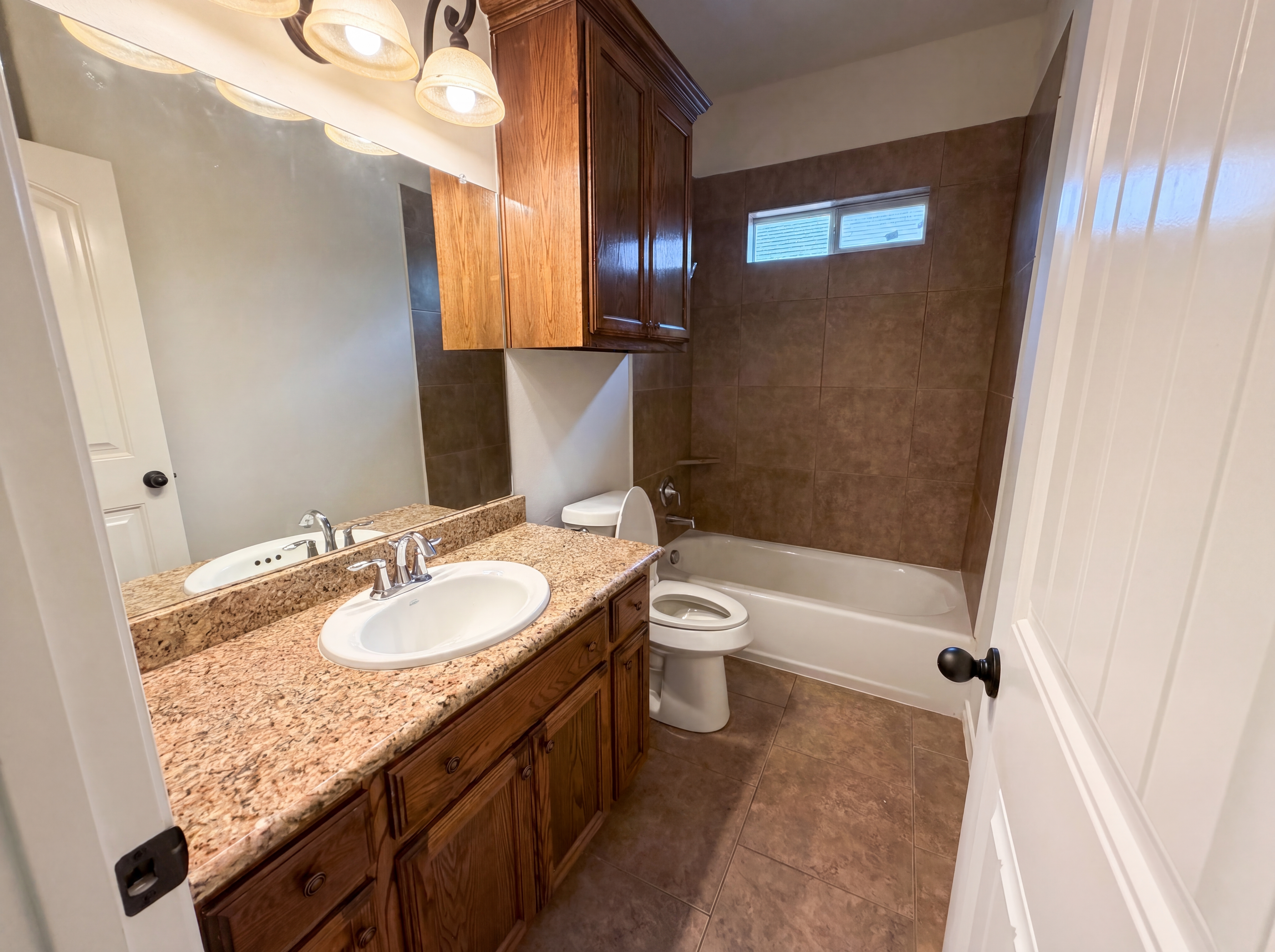 Photo 12 of 20 of 5721 Loire Blvd, Corpus Christi, TX