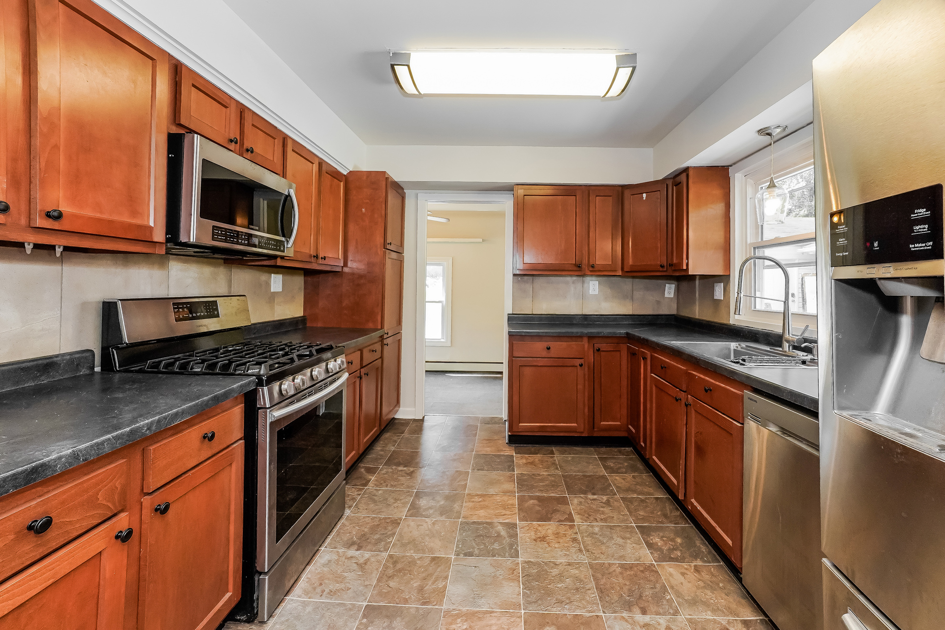 Photo 2 of 21 of 215 S Prairie Rd, New Lenox, IL