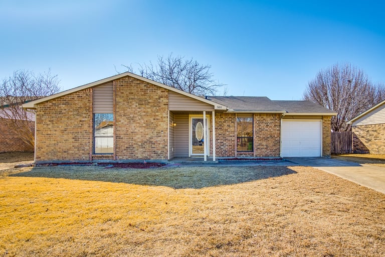 Photo 1 of 23 - 5684 Powers St, The Colony, TX 75056