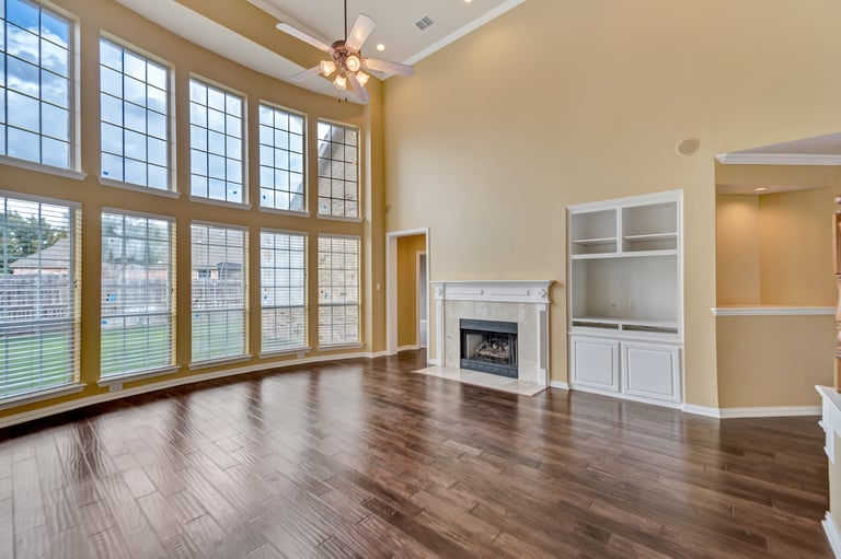 Photo 4 of 39 - 4213 Calloway Dr, Mansfield, TX 76063