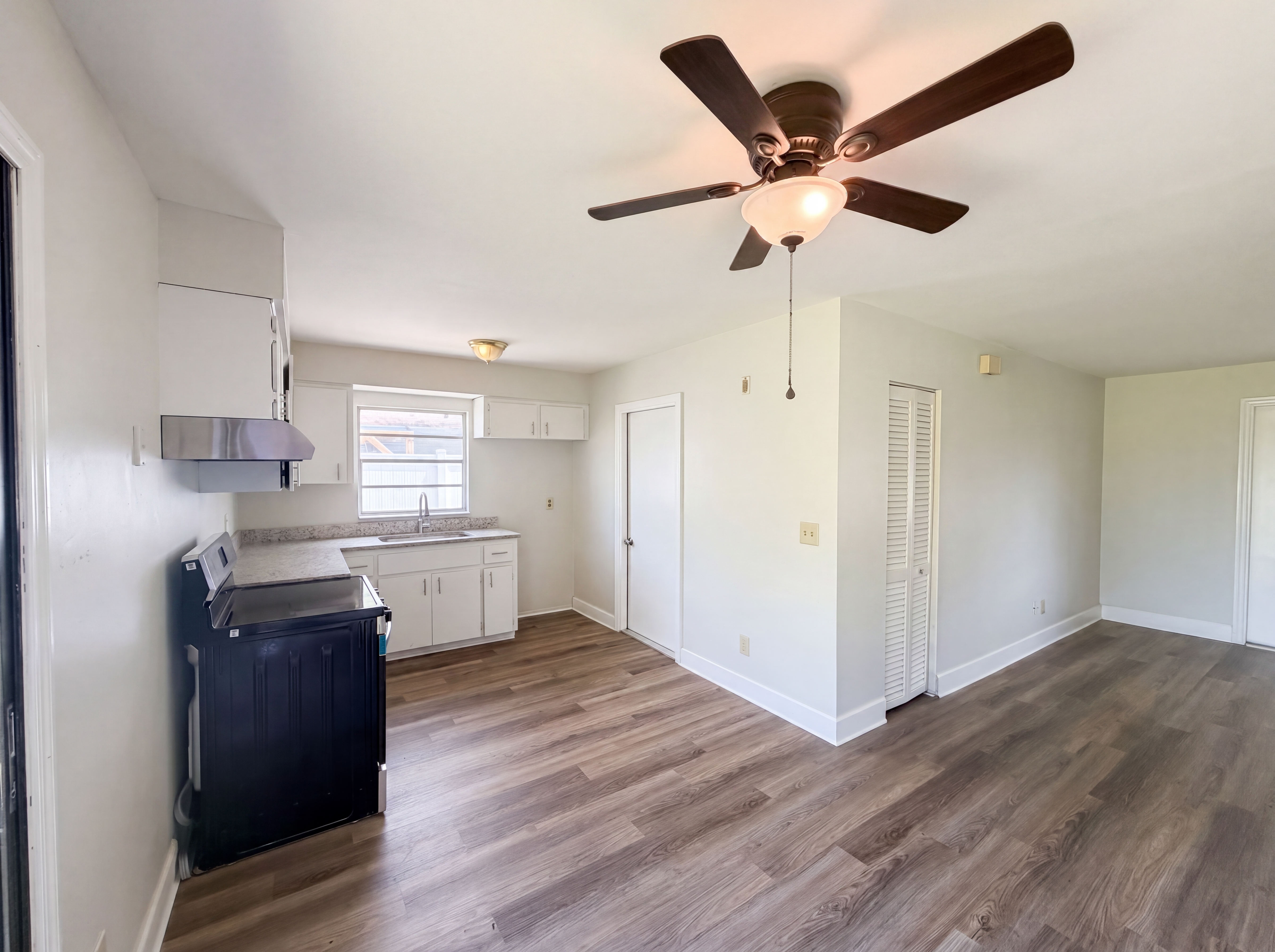Photo 10 of 18 of 1114 N Forrest Ave, Kissimmee, FL