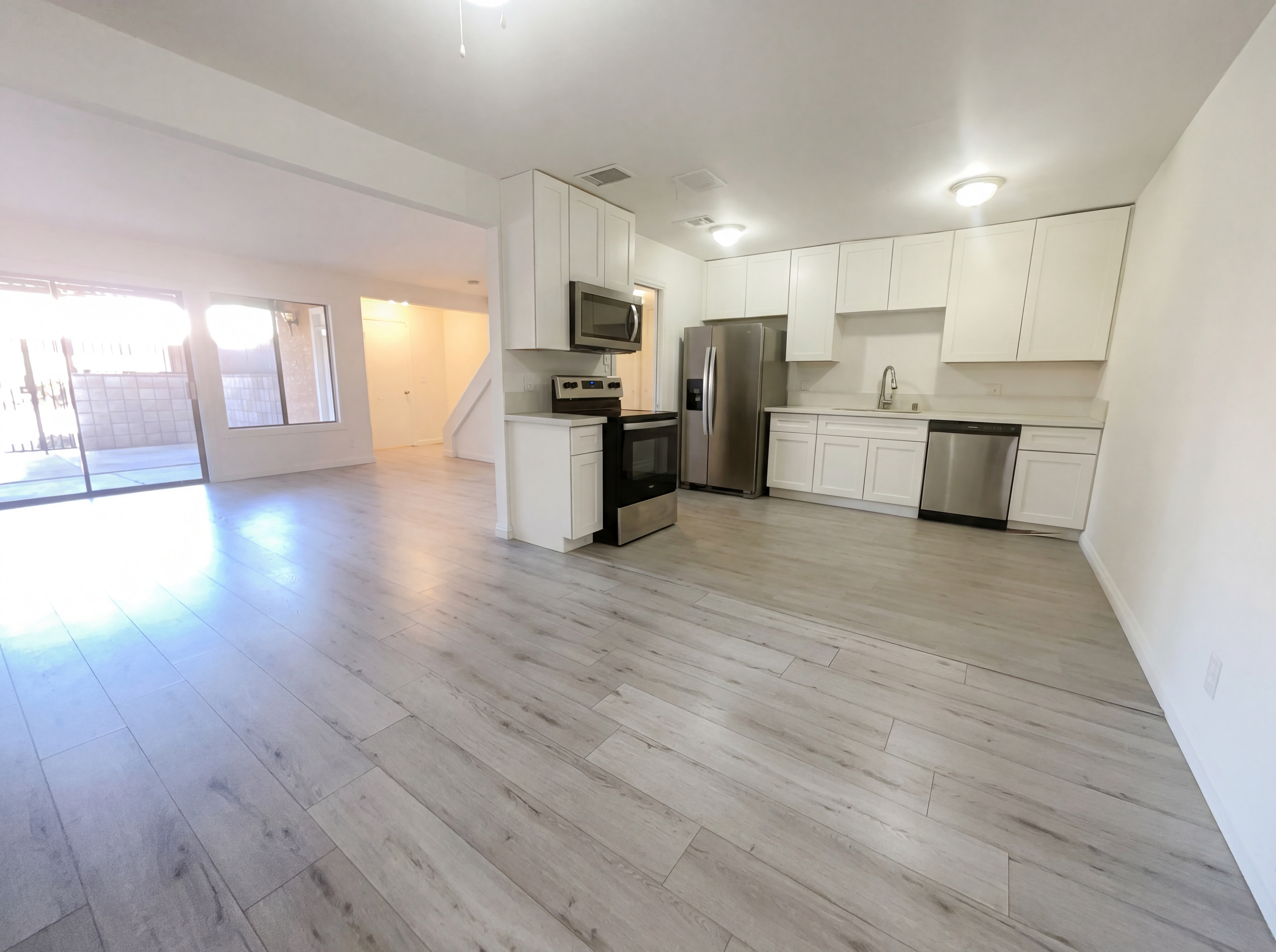 Photo 2 of 23 of 5097 Village Dr, Las Vegas, NV