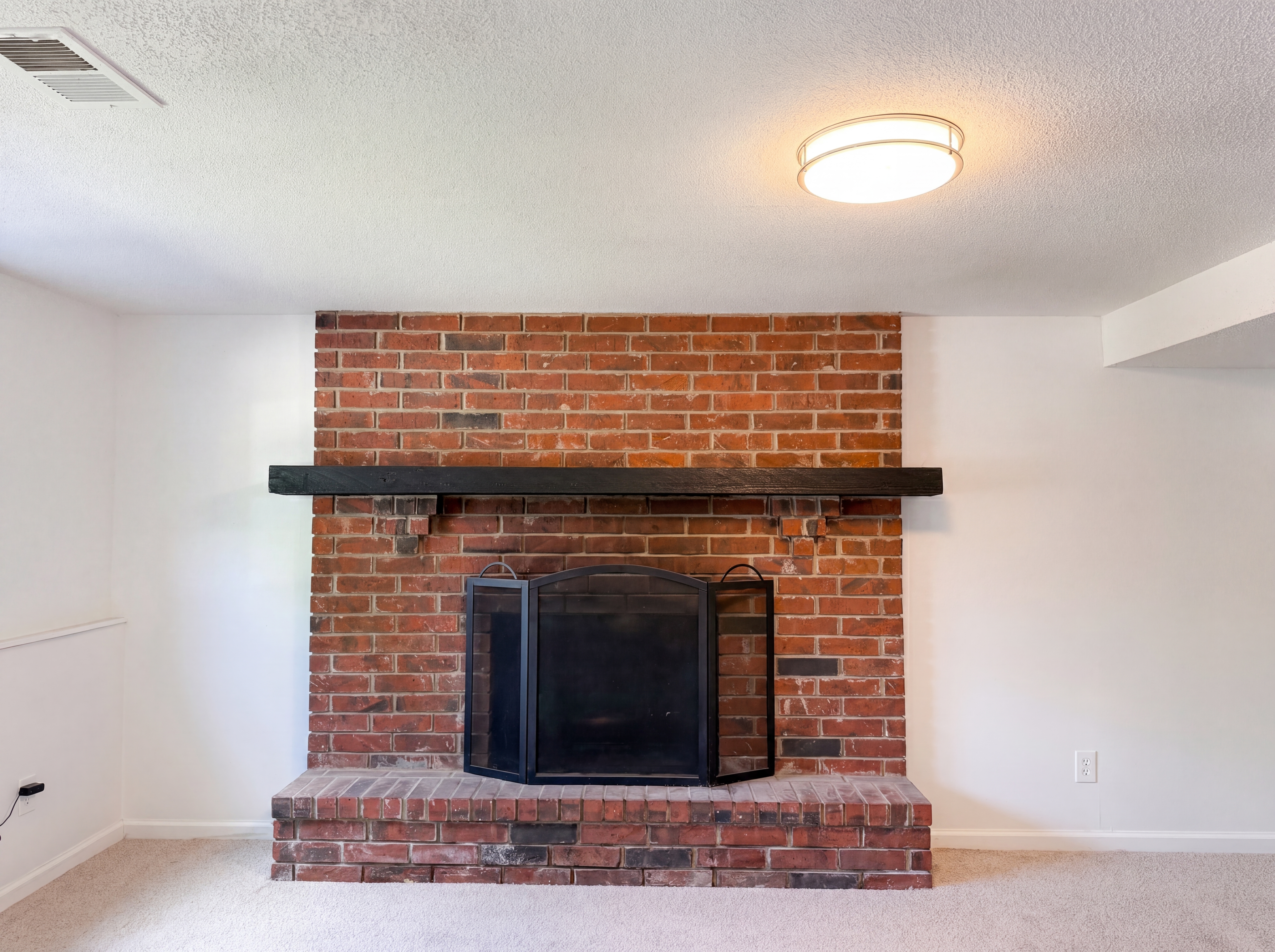 Photo 9 of 18 of 16517 E 35th Street Ct, Independence, MO