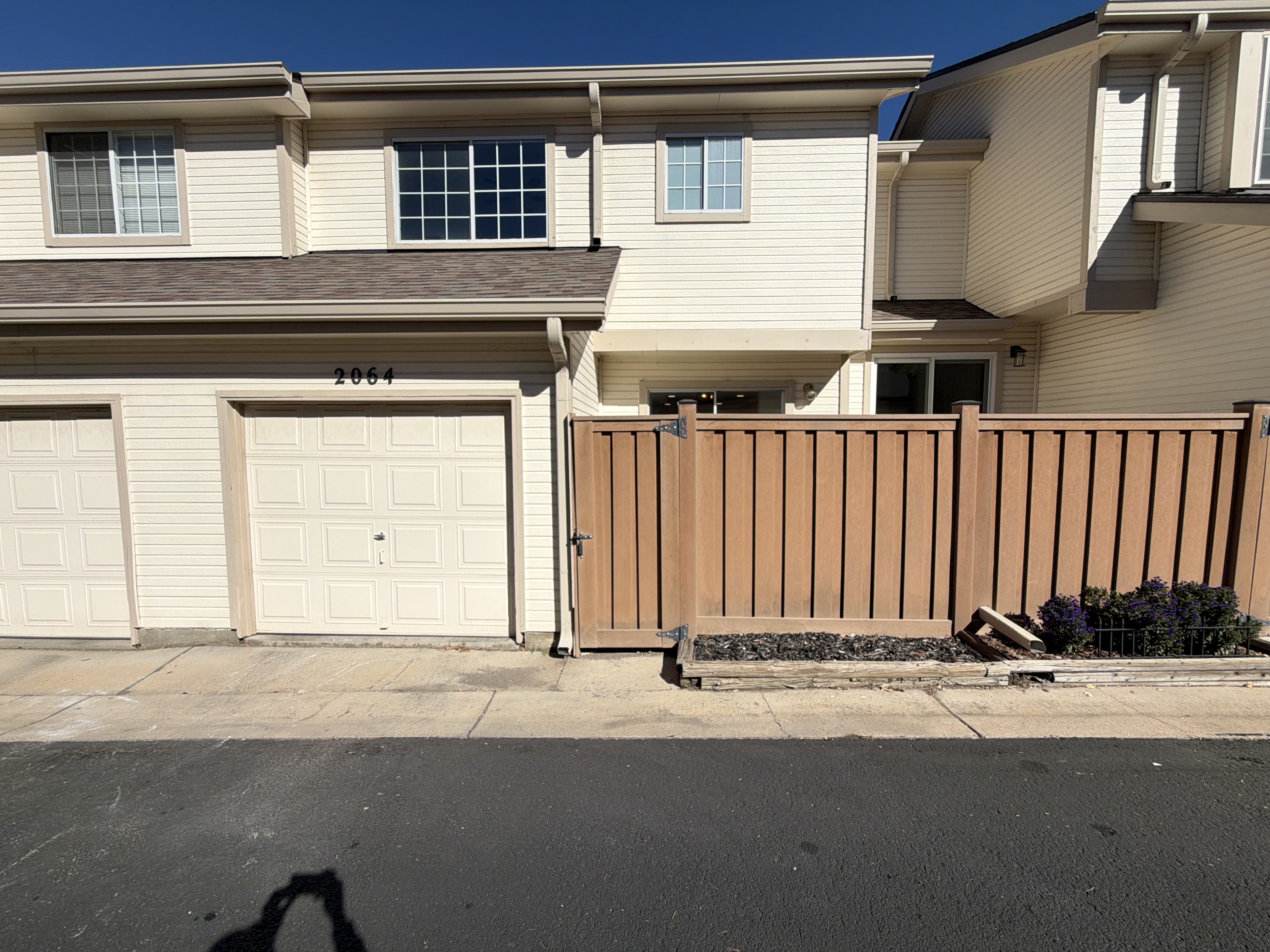 Photo 5 of 35 of 2064 S Xenia Way, Denver, CO