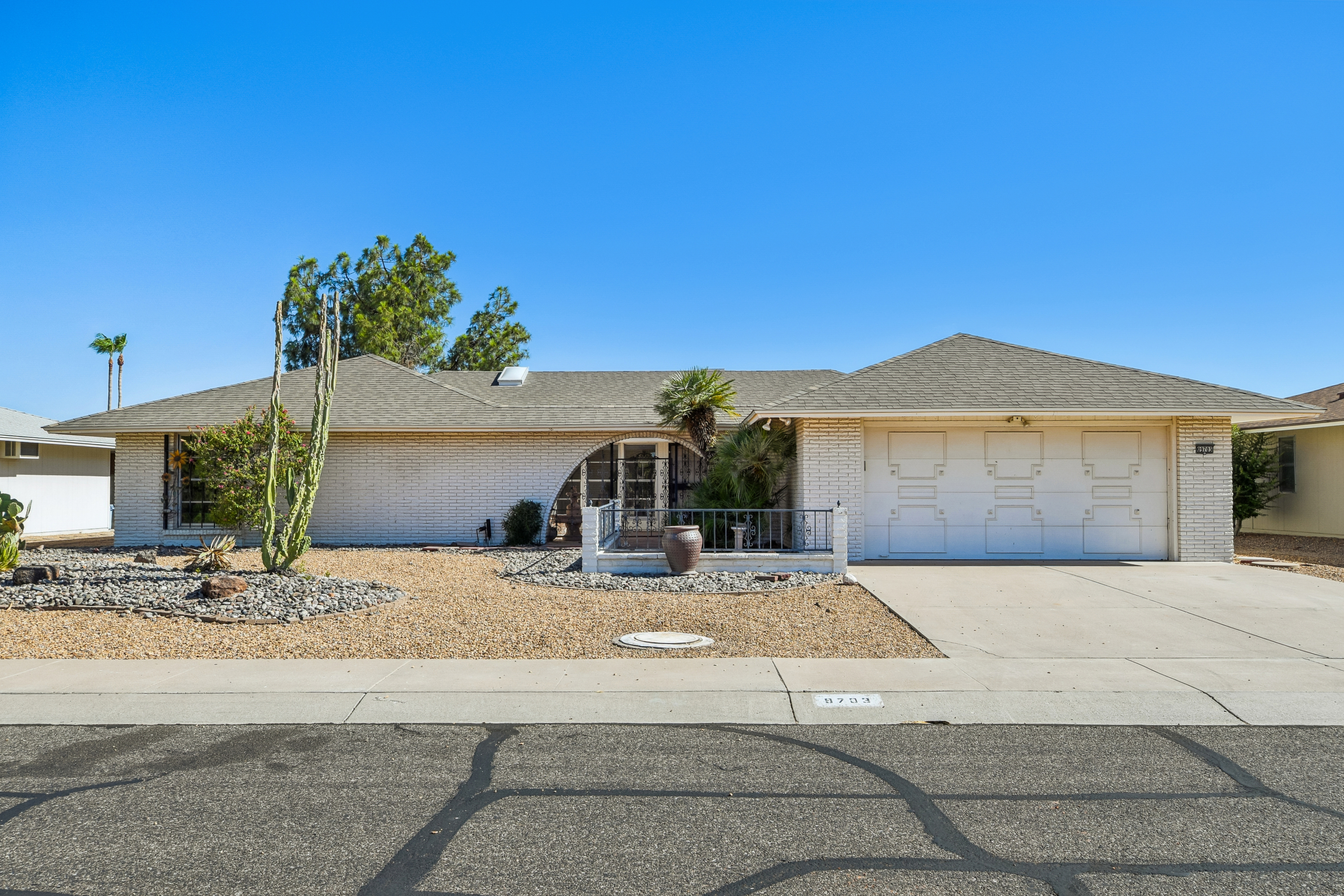 Photo 7 of 25 of 9703 W Spanish Moss Ln, Sun City, AZ