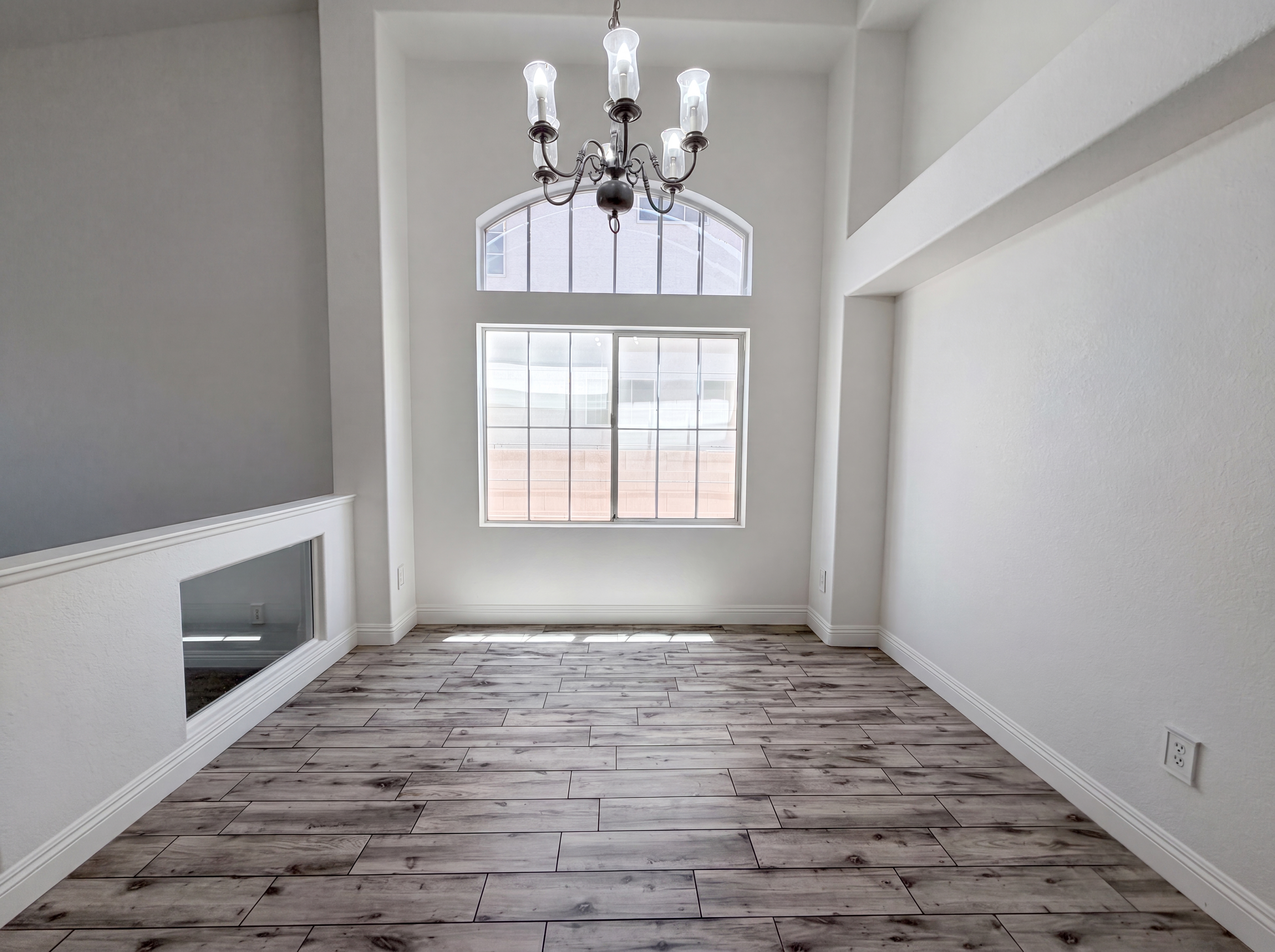Photo 7 of 27 of 6335 Pavestone Ln, Las Vegas, NV
