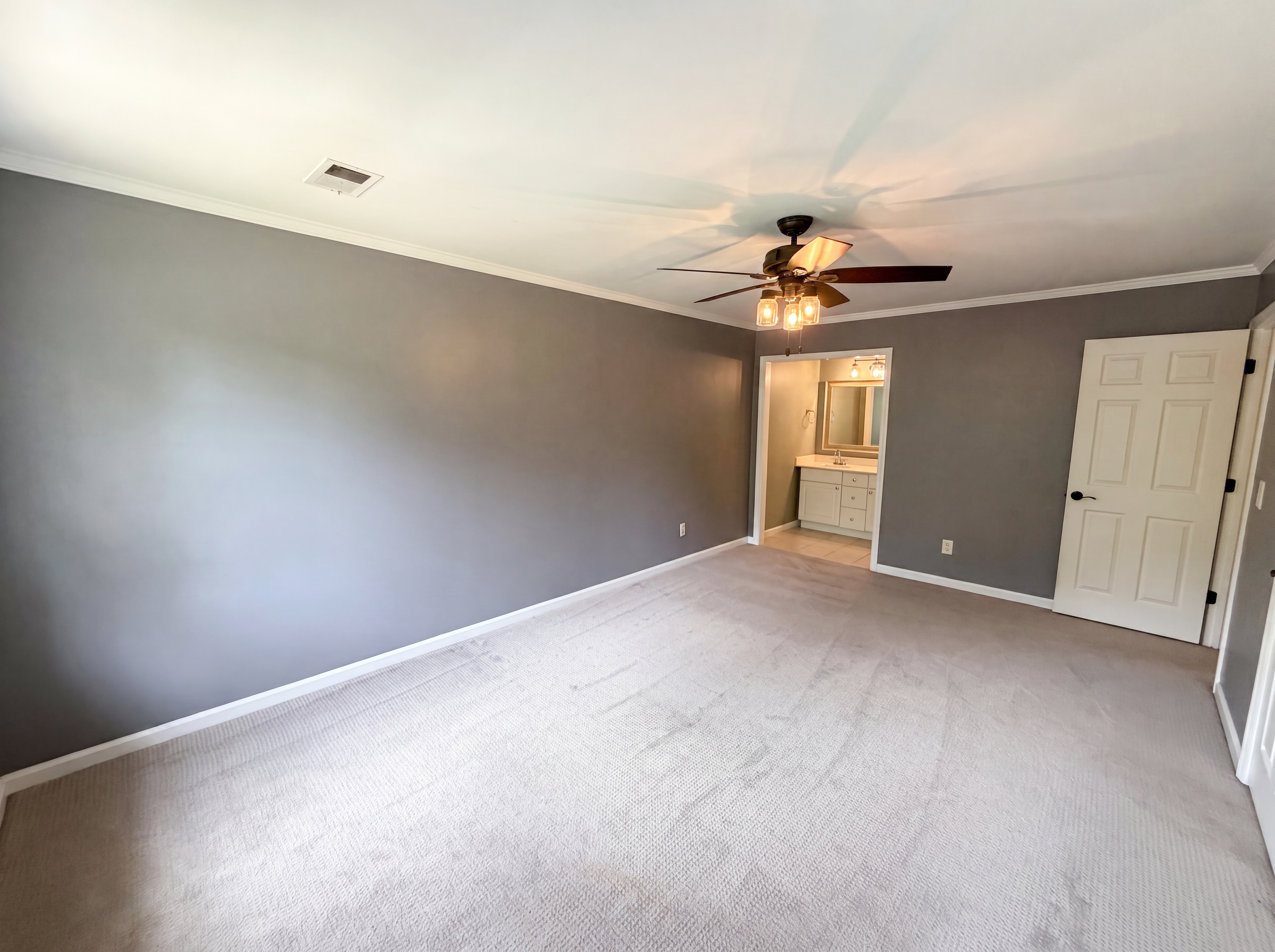 Photo 4 of 23 of 3514 Nettle Ln NE, Roswell, GA