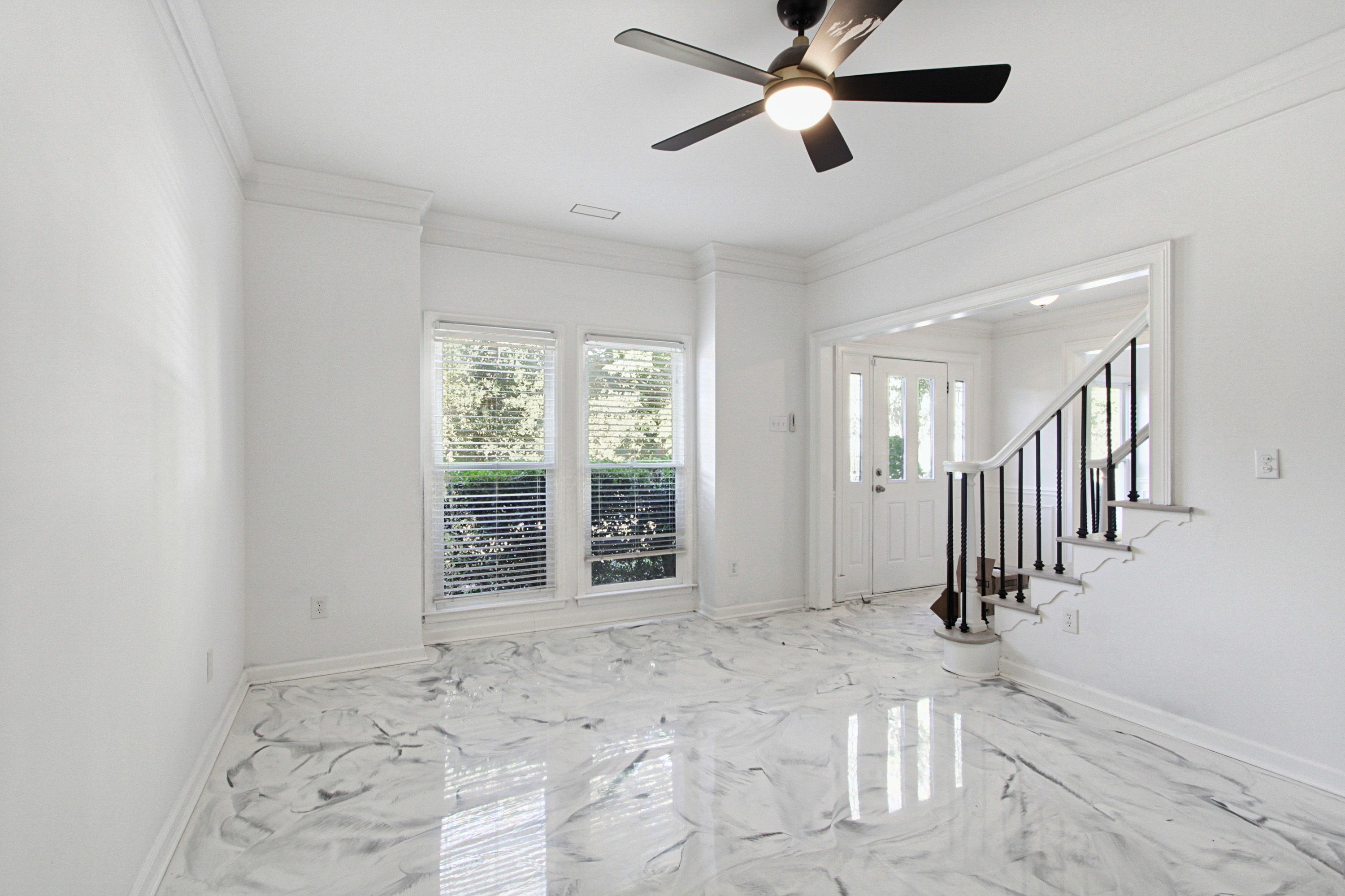 Photo 10 of 54 of 945 Brandon Ridge Dr, Roswell, GA