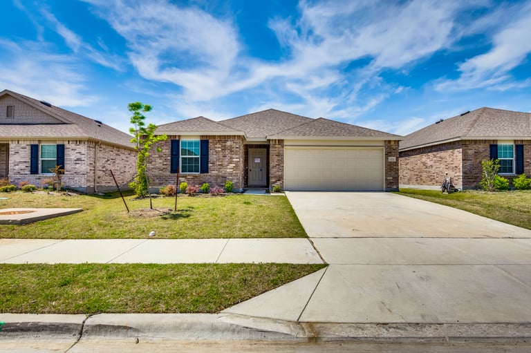 Photo 26 of 27 - 1104 Rivers Creek Ln, Little Elm, TX 75068