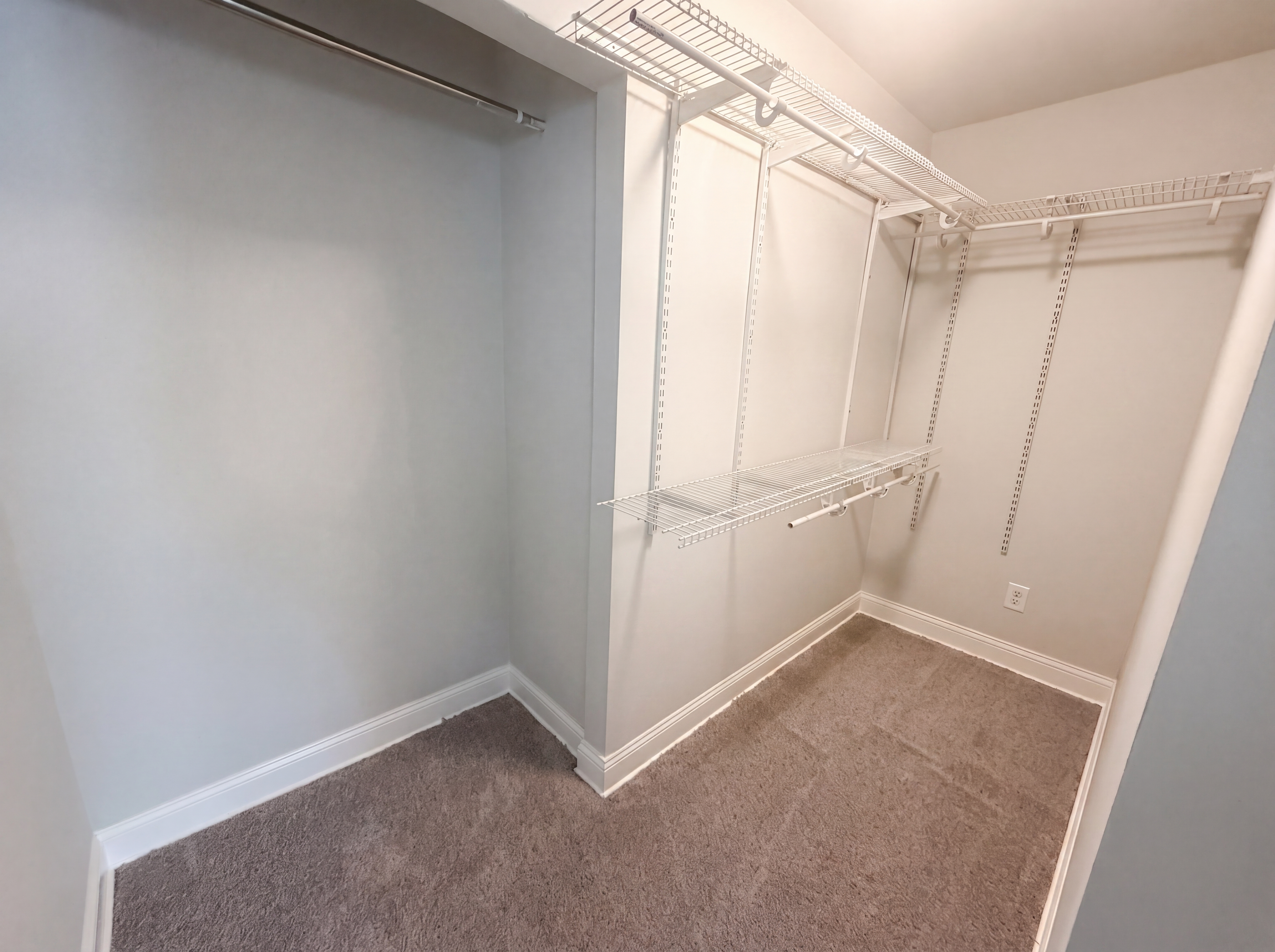Photo 21 of 28 of 916 Longfellow Ave, Royal Oak, MI