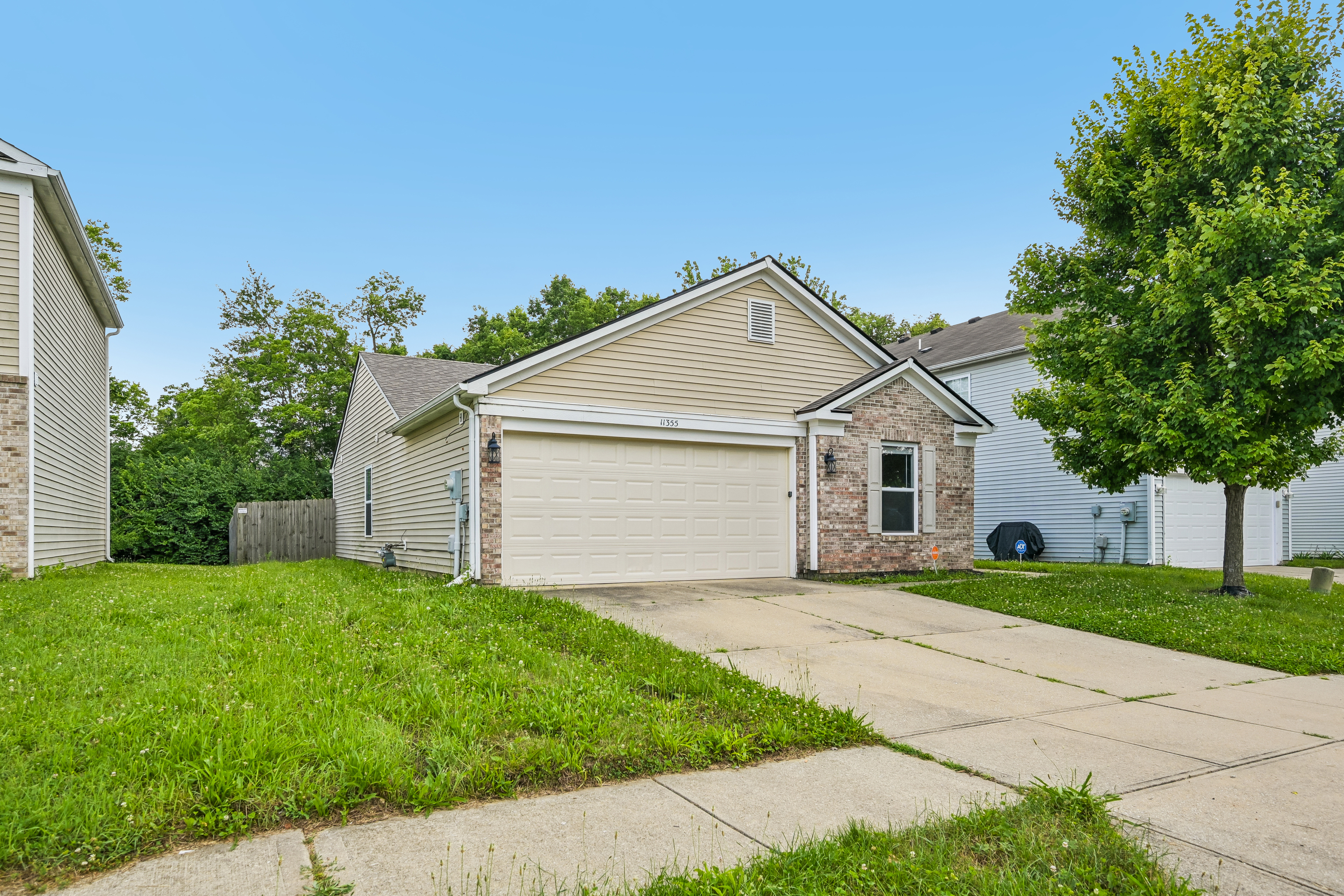 Photo 25 of 29 of 11355 Congaree Way, Indianapolis, IN