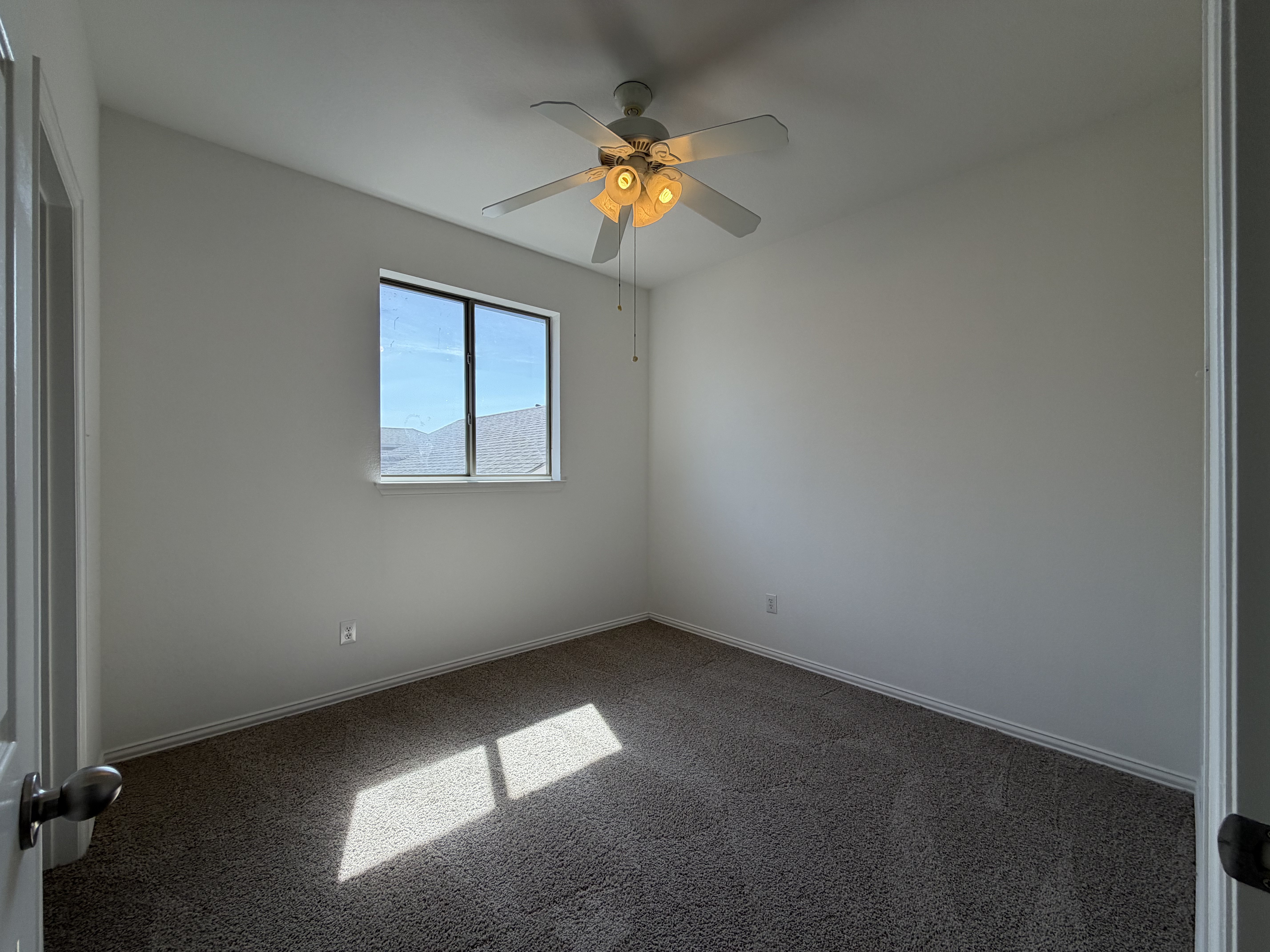 Photo 10 of 23 of 1700 Forsythe Dr, Savannah, TX