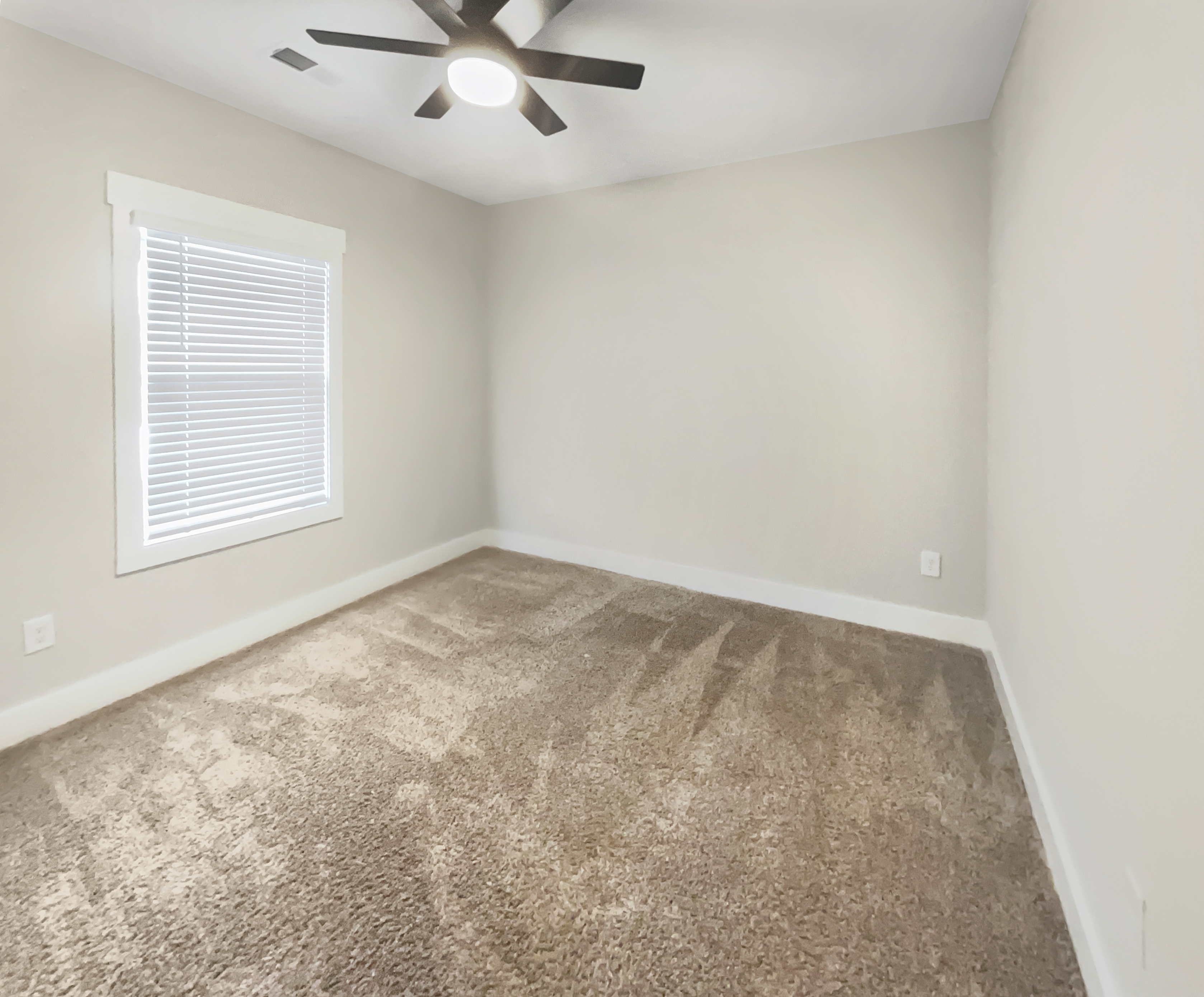 Photo 9 of 29 of 315 Pewter Cir, Simpsonville, SC