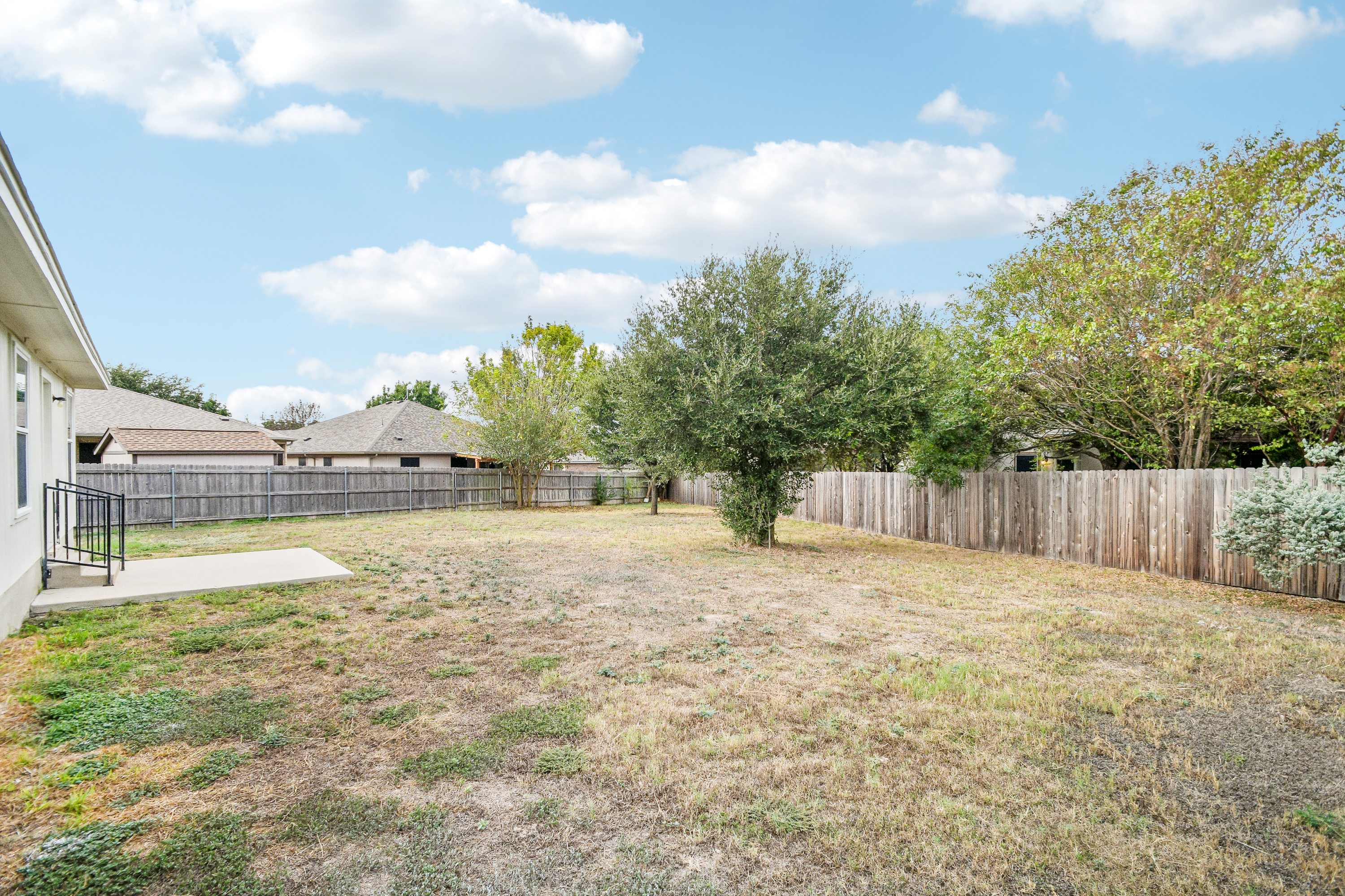Photo 18 of 19 of 259 Coal Dr, Jarrell, TX