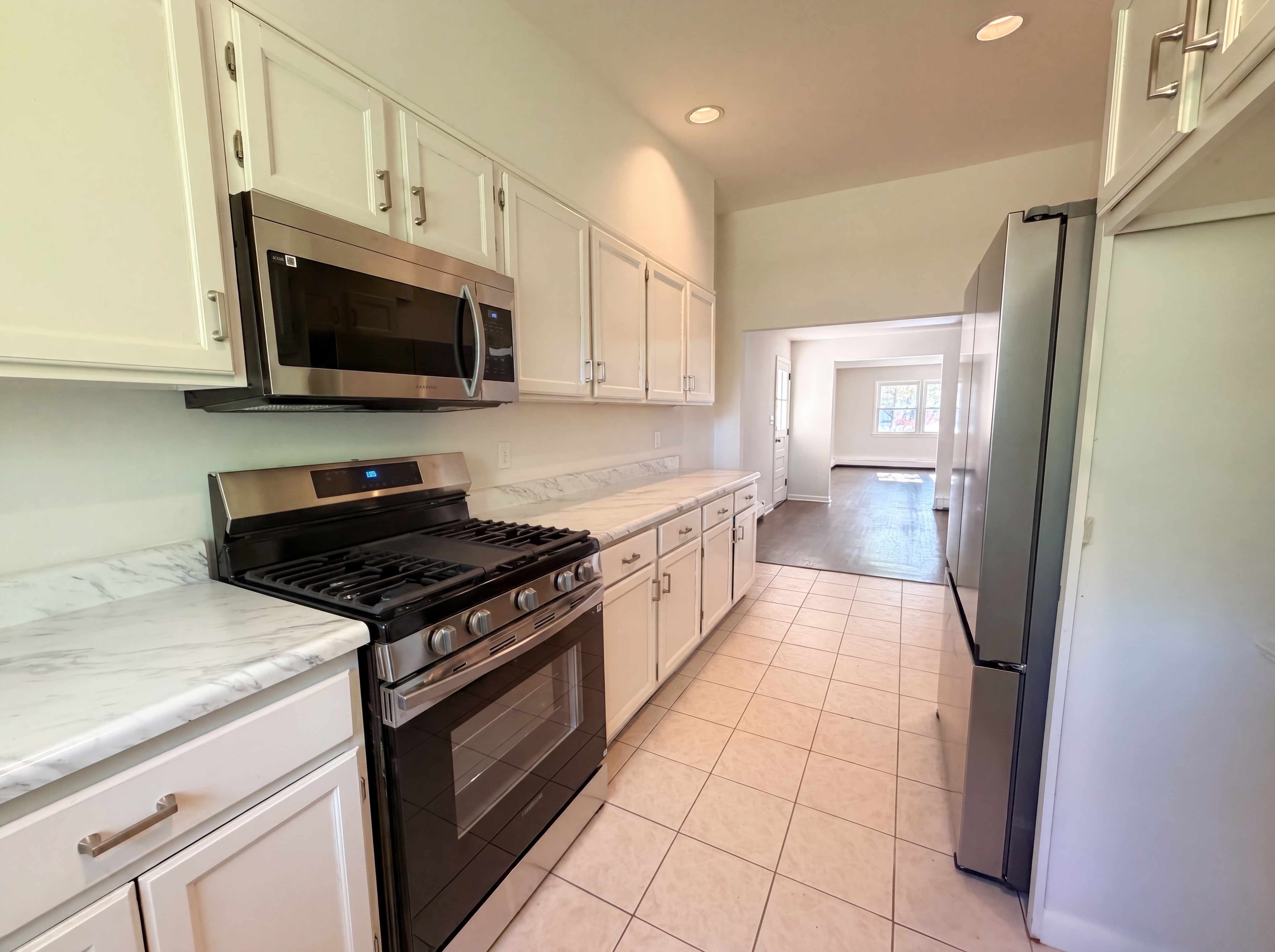 Photo 8 of 42 of 616 River Rd, Teaneck, NJ