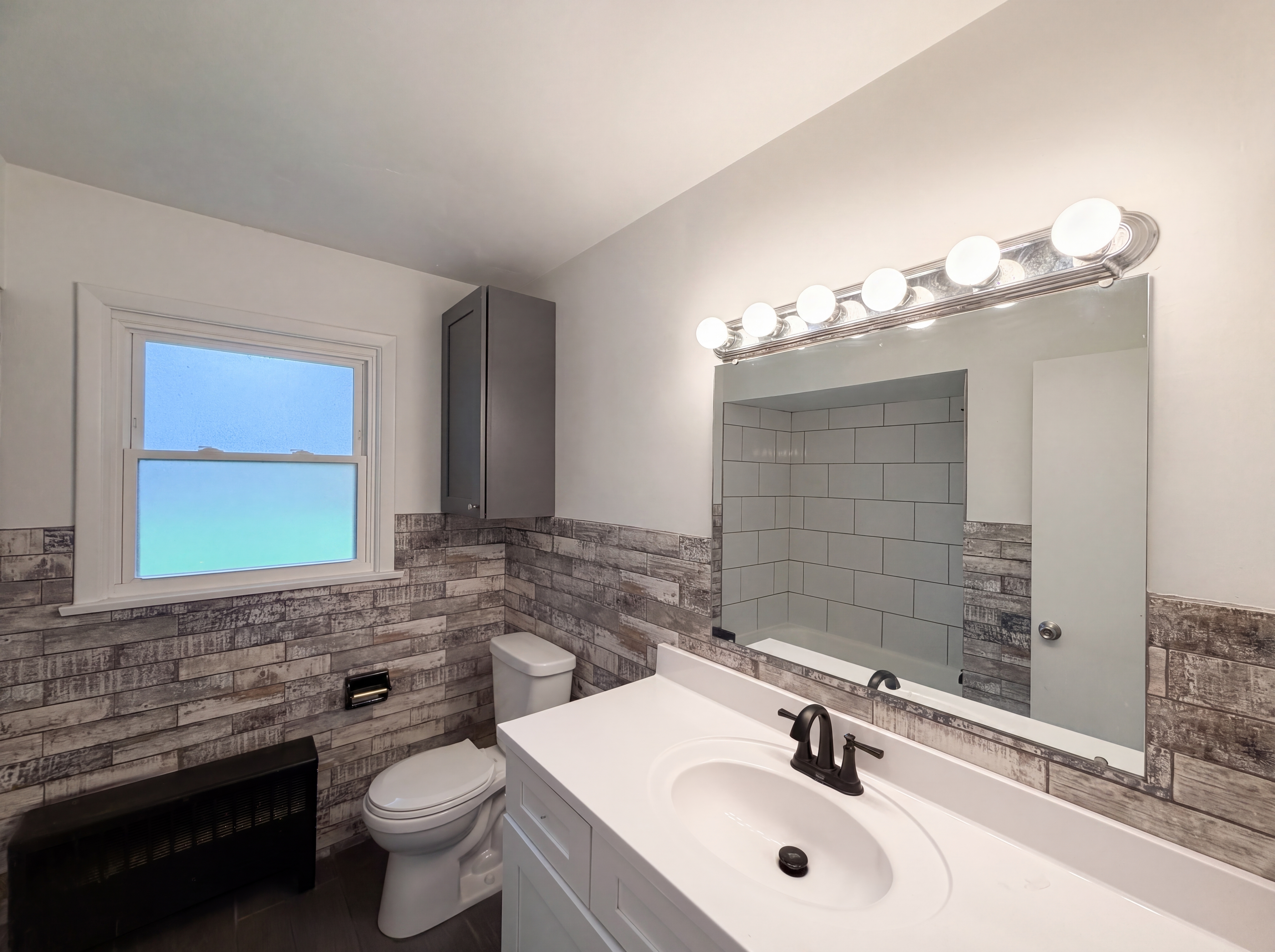 Photo 6 of 21 of 36700 Lakeland Dr, Avon, OH